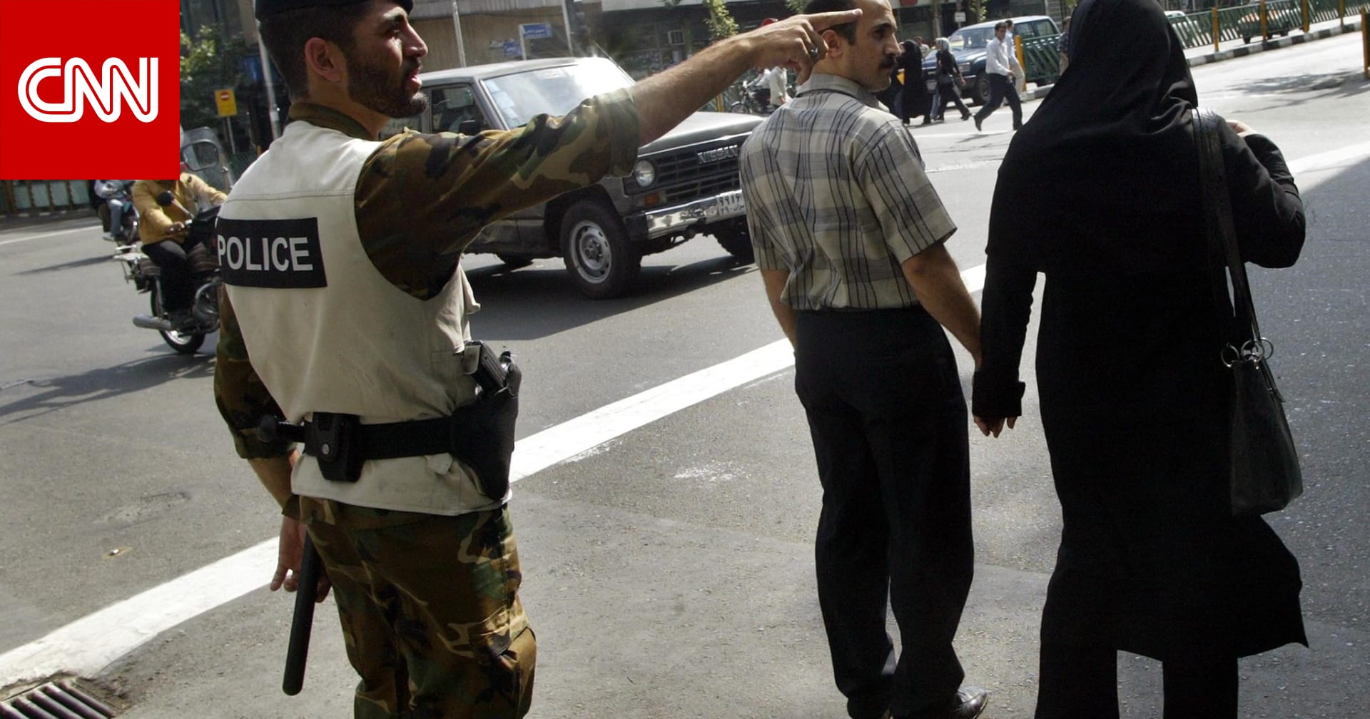 إيران الشرطة تقتل شخصاً هاجم المارة بمحطة مترو في طهران بسلاح أبيض 
