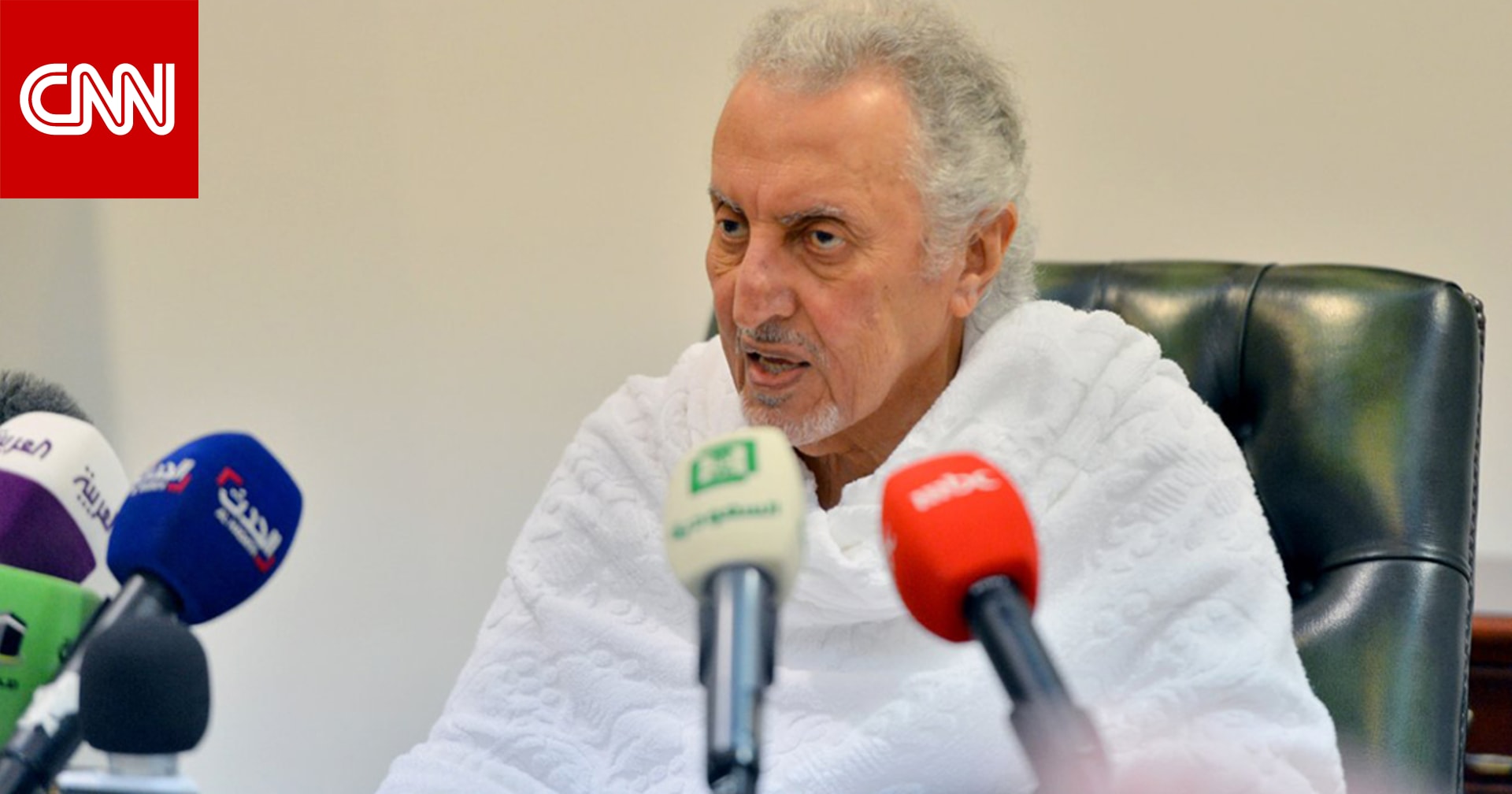 خالد الفيصل مشيدا بالأمن السعودي في خدمة الحجاج: "بيعمل ...