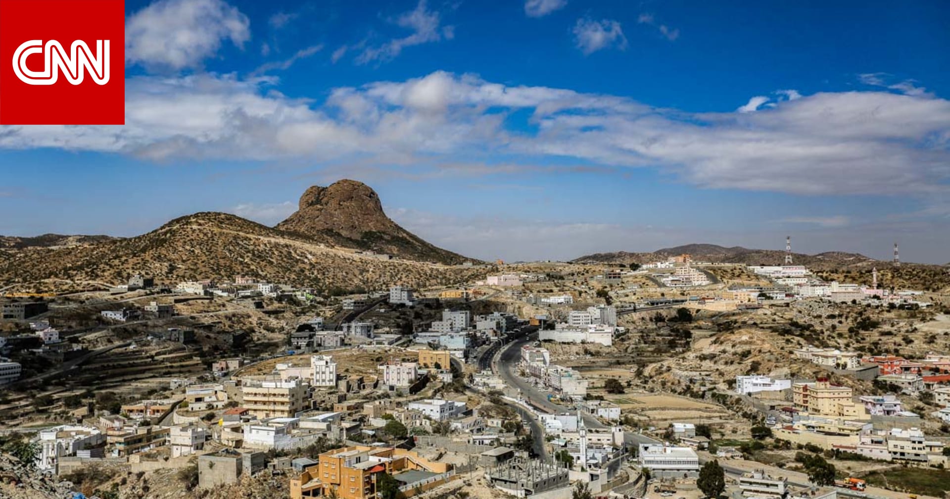 قصص ستثير فضولك تقف وراء هذا الجبل الصخري في السعودية ما علاقة الجن والشعر Cnn Arabic