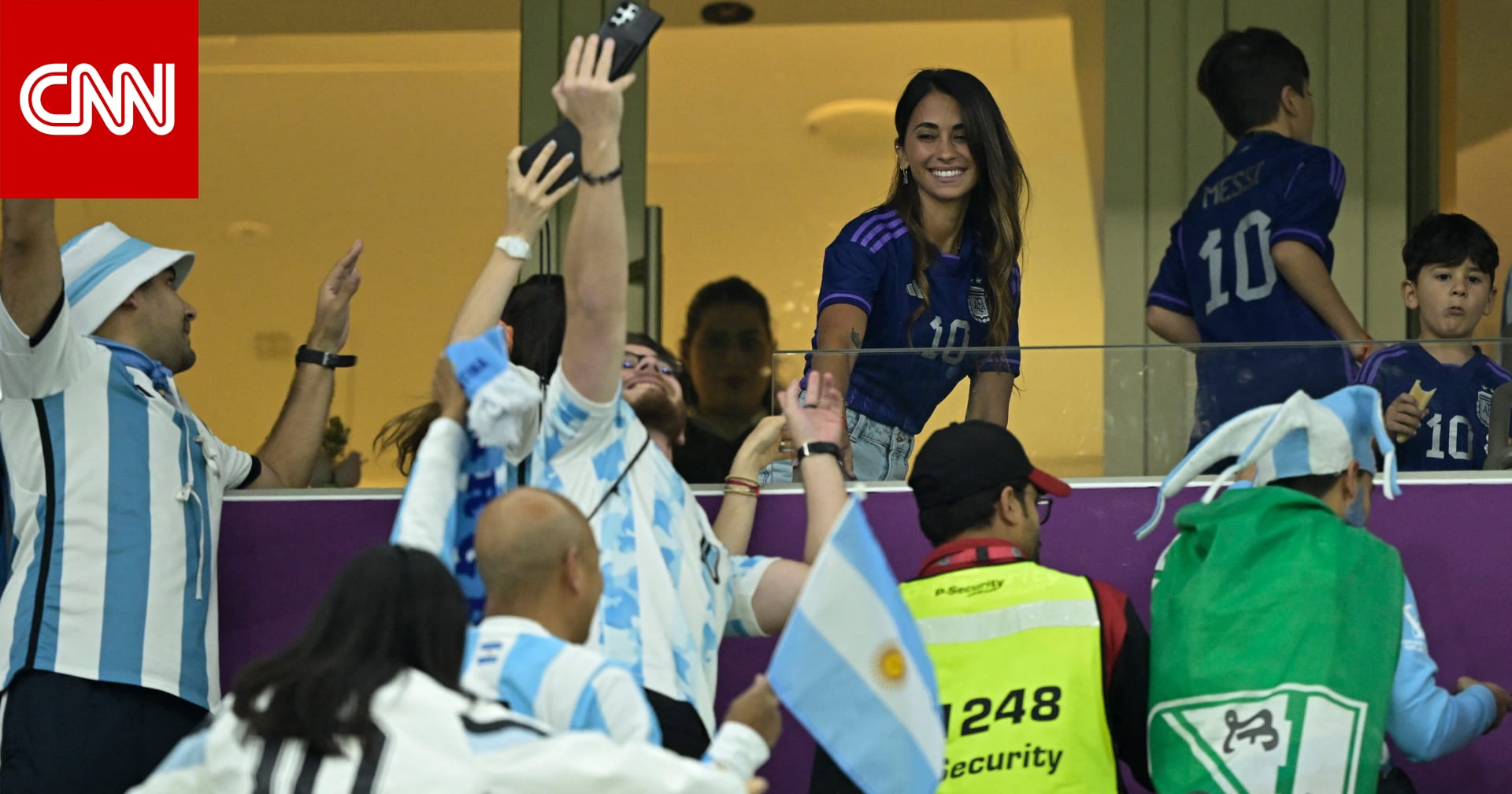 زوجة ميسي.. الكاميرا تلتقط ردات فعلها بمدرجات مباراة الأرجنتين وكرواتيا