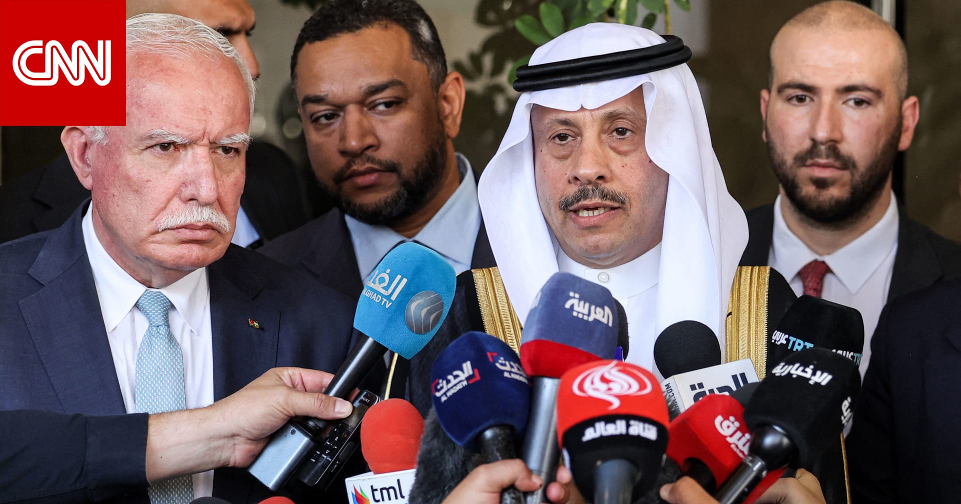 السفير السعودي يصل إلى رام الله ويلتقي وزير الخارجية الفلسطيني