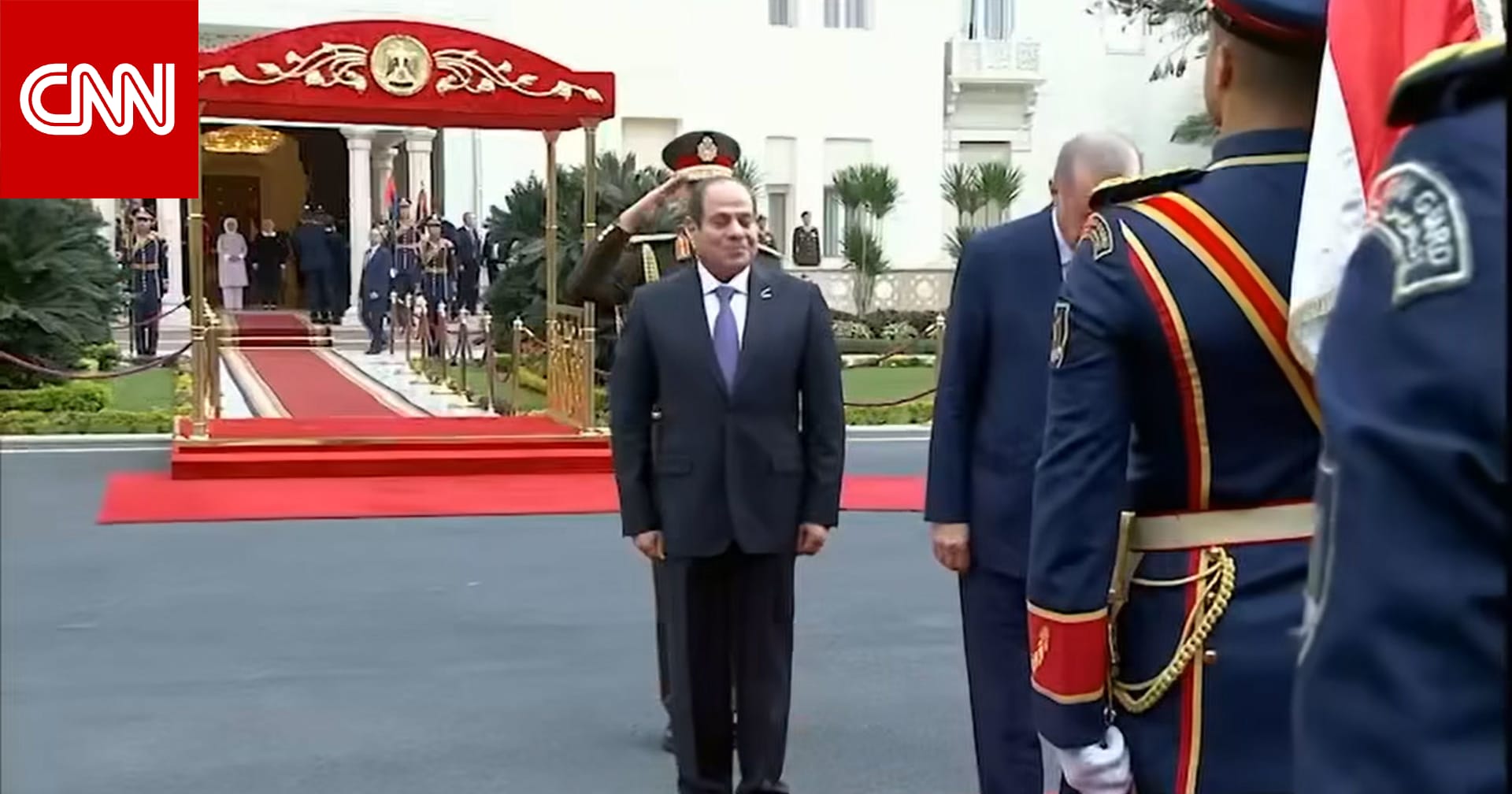 فيديو أسلوب تحية أردوغان للعلم المصري بجوار السيسي خلال مراسم الاستقبال يثير تفاعلا
