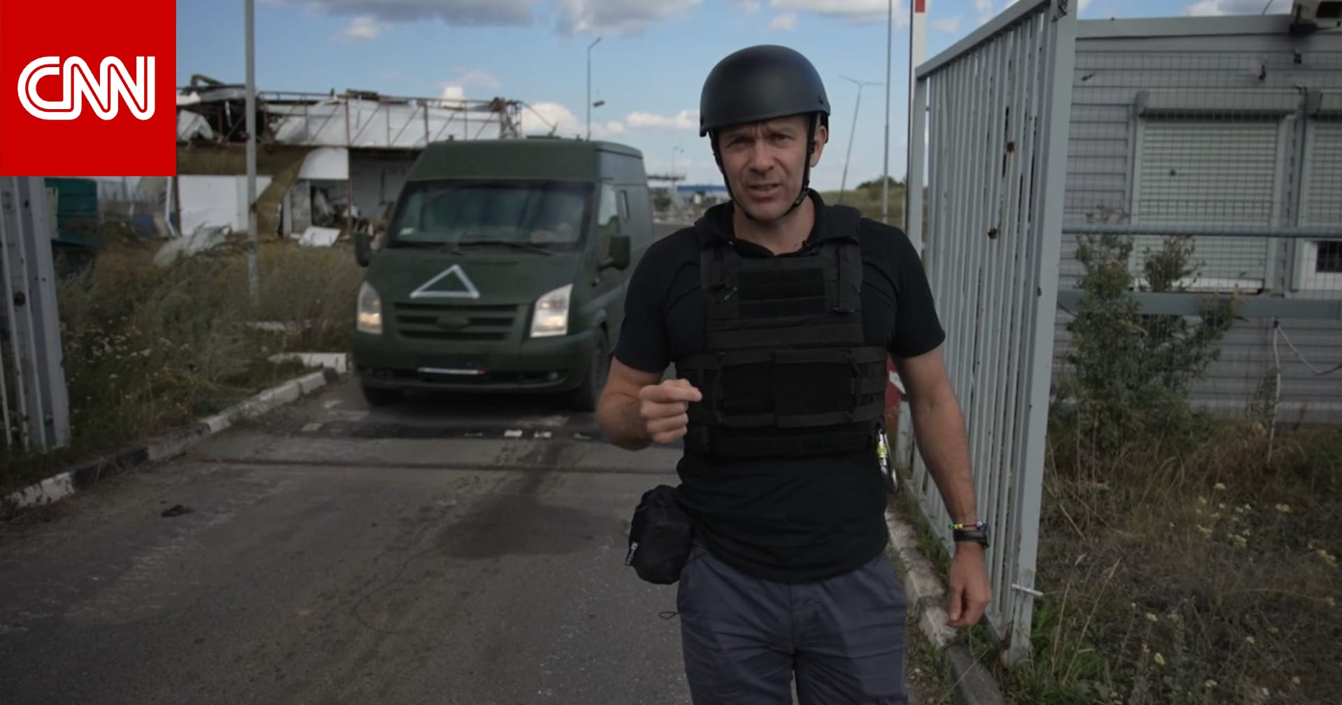 "غير محمية إطلاقًا".. مراسل CNN يوثق ما يحدث بحدود روسيا مع متابعة أوكرانيا توغلها