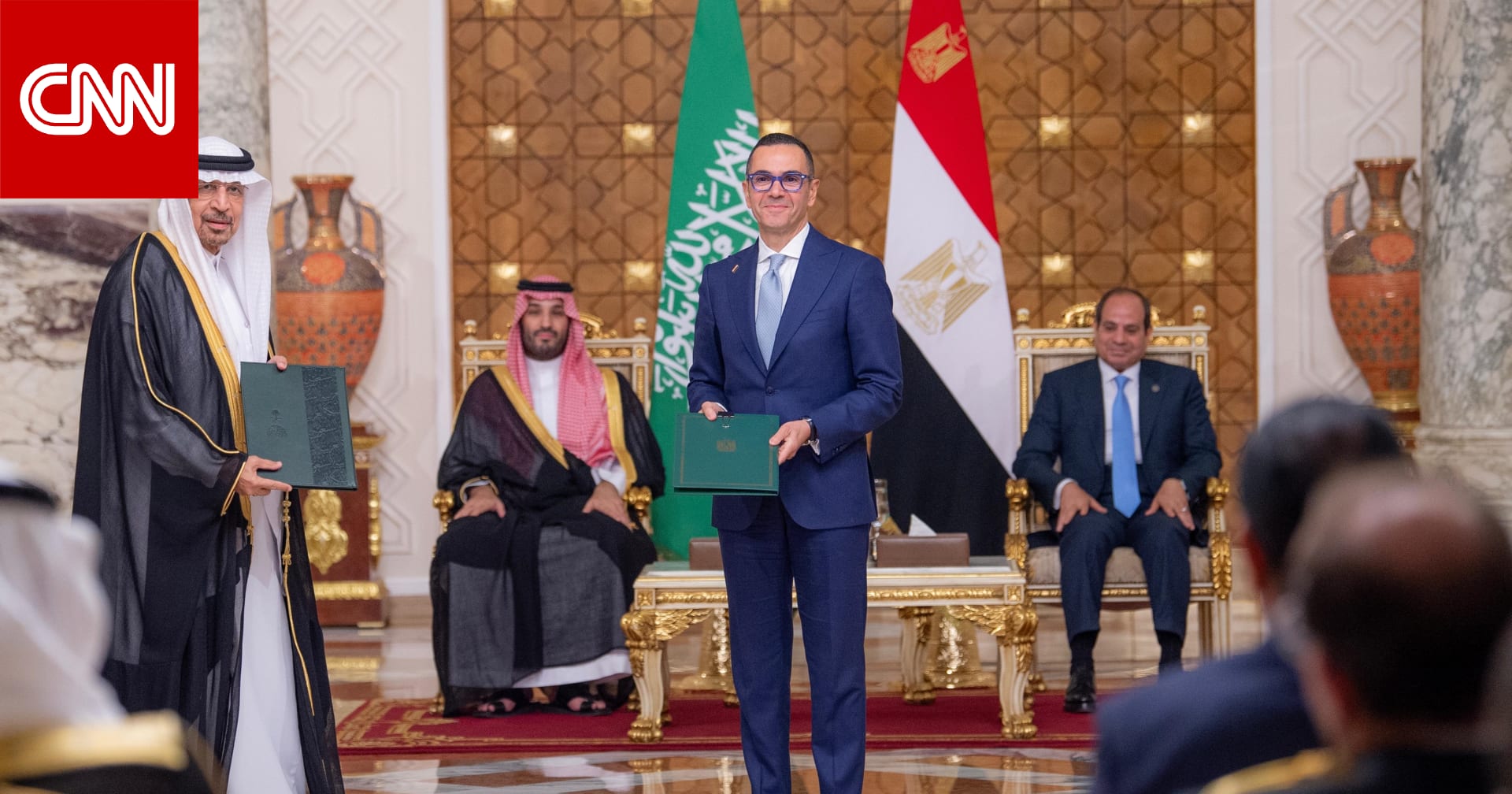 بحضور السيسي ومحمد بن سلمان.. توقيع اتفاقية تشجيع وحماية الاستثمارات بين مصر والسعودية