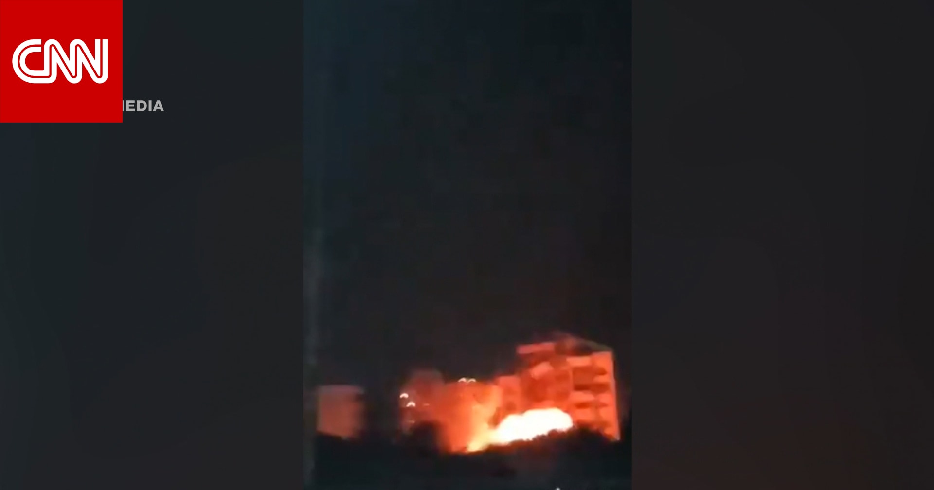 غارات إسرائيلية جديدة في لبنان.. شاهد لحظة ضرب مبنى قرب مطار بيروت