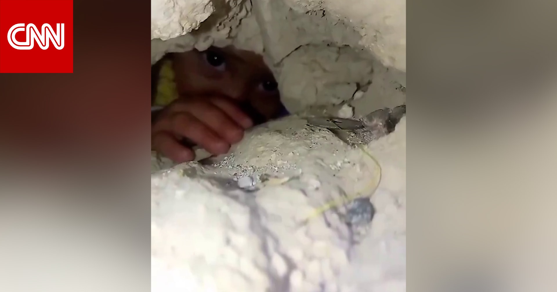 طفلة من سوريا.. حقيقة فيديو "الطفل ريان" العالق تحت الأنقاض في غزة
