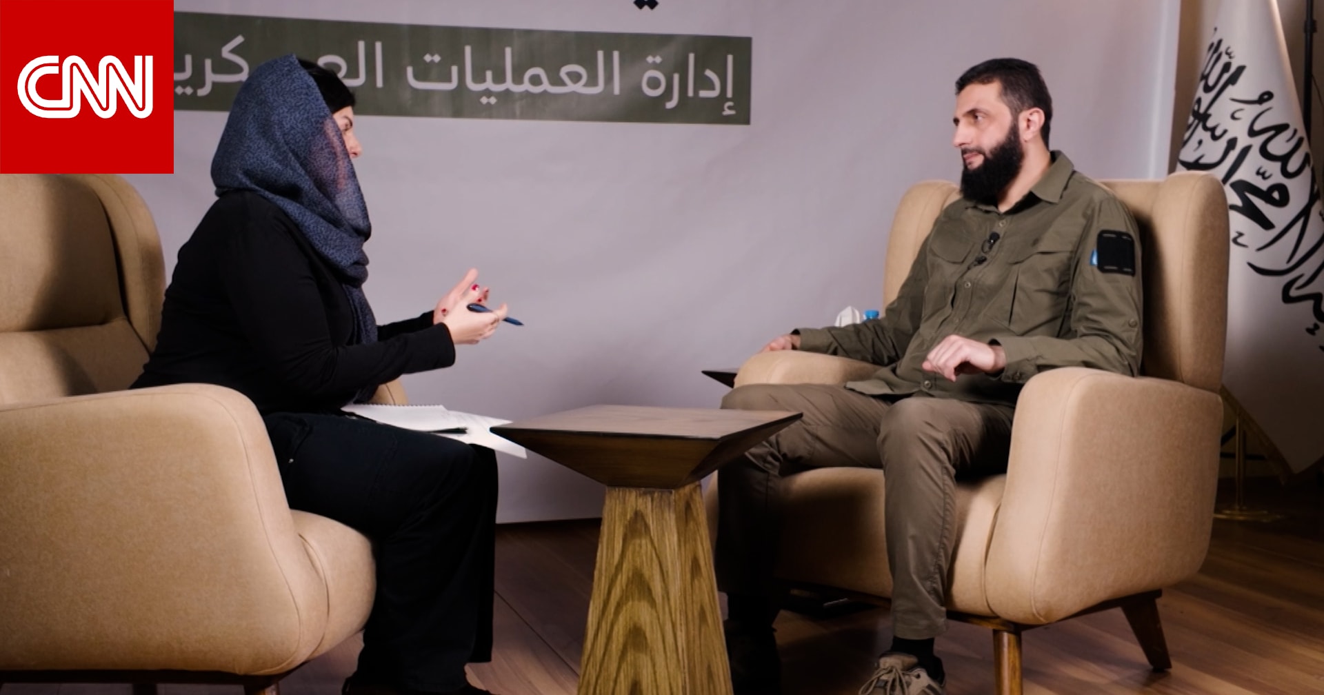 مقتطفات من مقابلة الجولاني مع CNN.. ماذا قال عن أهمية دخول حماة وخطة تطبيق حكم إسلامي صارم بسوريا؟