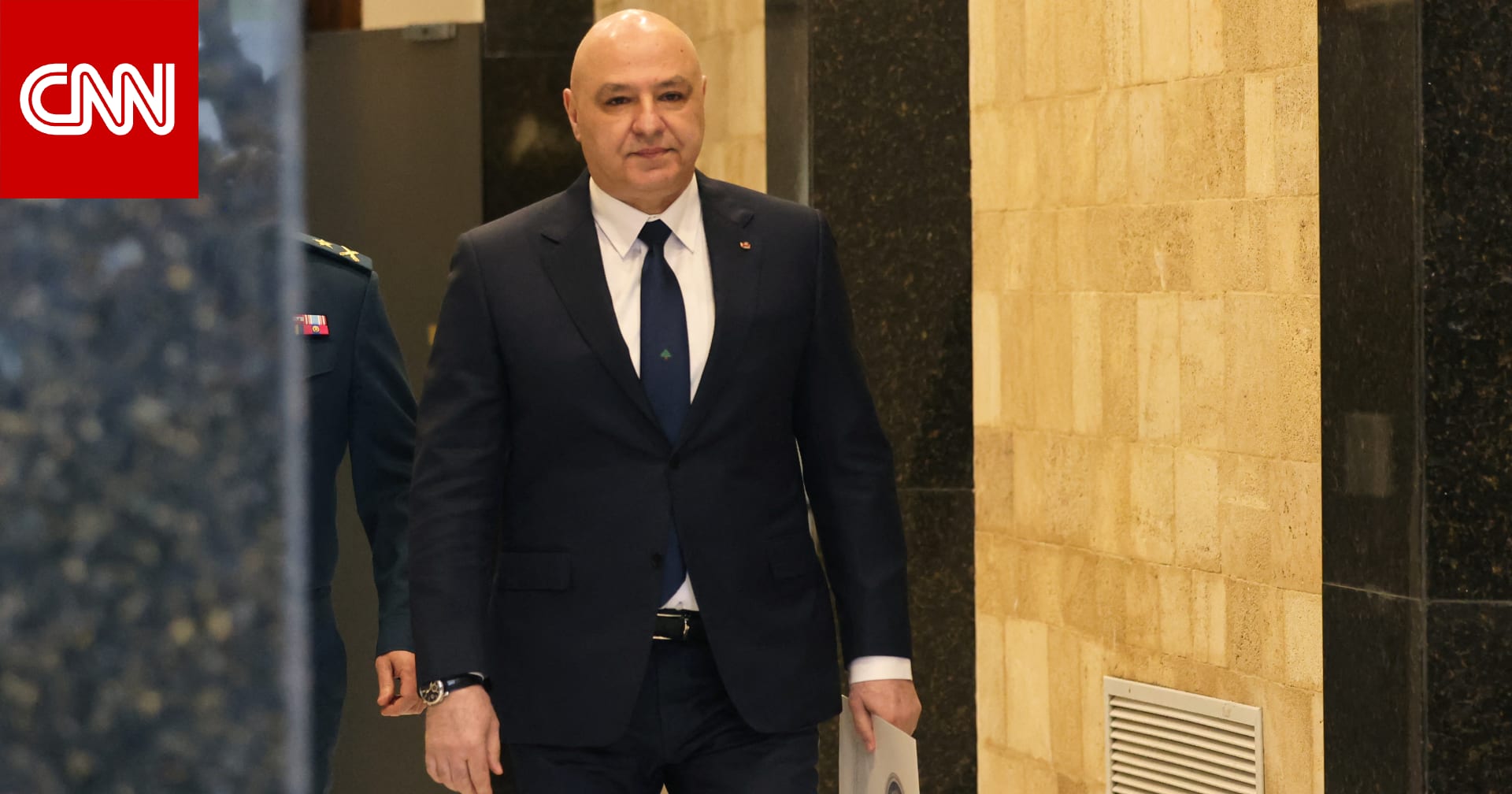 رئيس لبنان يصل السعودية في أول زيارة خارجية: فرصة للتأكيد على عمق العلاقات