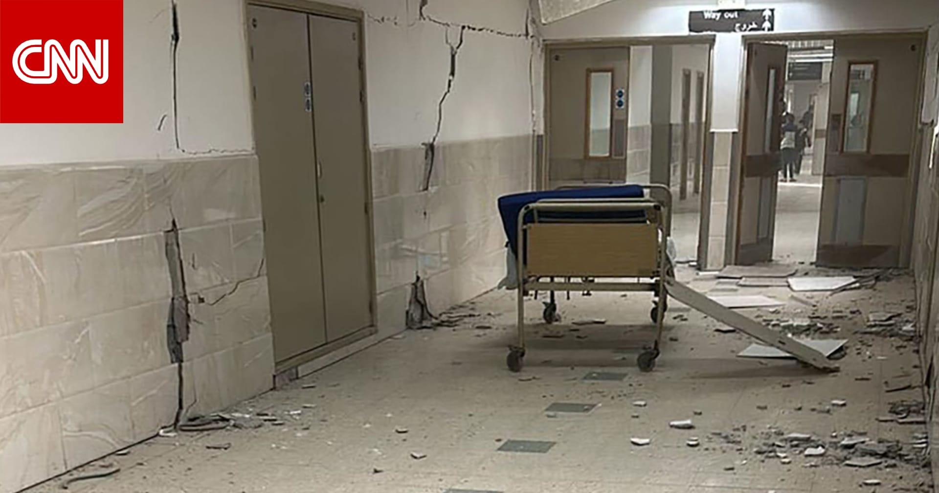 بعد تفاؤل بشأن مفاوضات لحرب غزة.. إسرائيل تشن غارة على مستشفى "مستهدفة زعيم حماس"