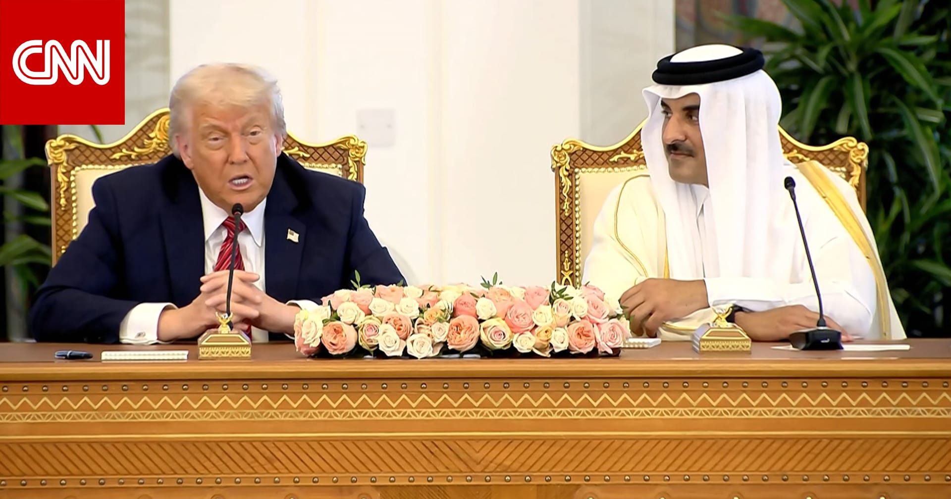 "شابان طويلان وسيمان".. ترامب يمتدح ولي عهد السعودية وأمير قطر ويتغزل بـ"الرخام الأبيض"