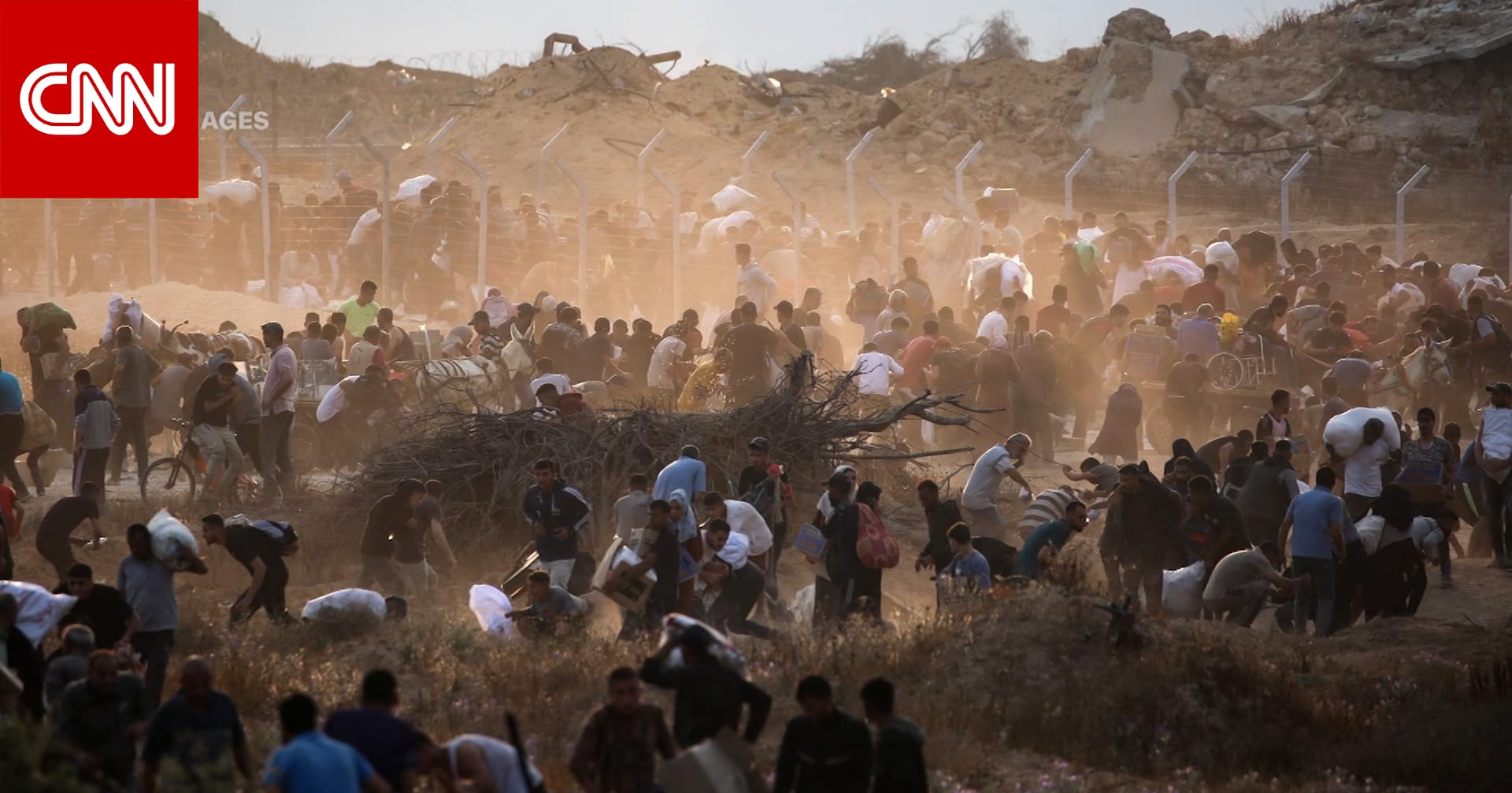 مجزرة المساعدات.. مقتل عشرات الفلسطينيين أثناء انتظار الغذاء في غزة بأعنف هجوم منذ أسابيع