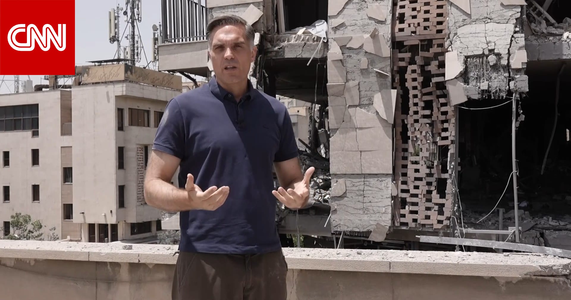 شاهد ما رصدته كاميرا CNN داخل مبنى في إيران استهدفته غارة إسرائيلية