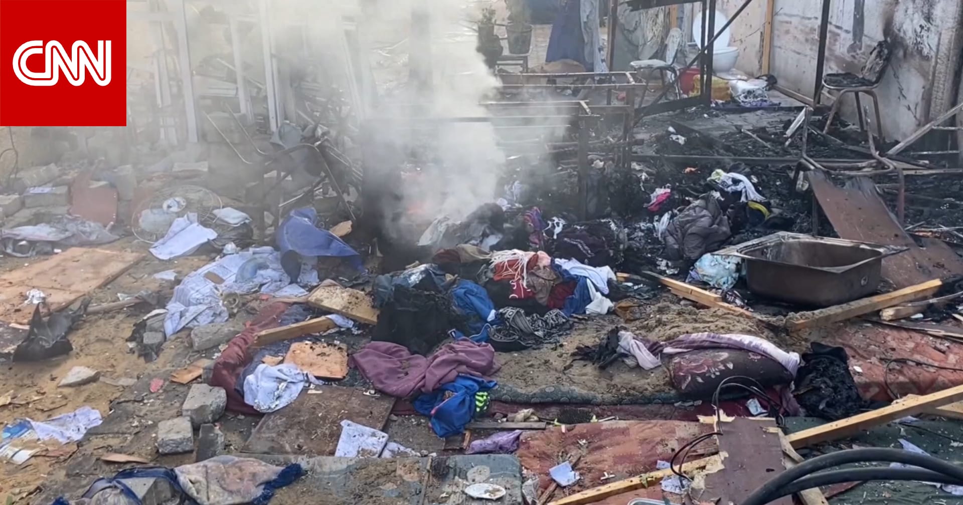 "كيس الدقيق غارق بالدم".. شهود عيان فلسطينيون يتحدثون عن غارة إسرائيلية أثناء انتظارهم المساعدات