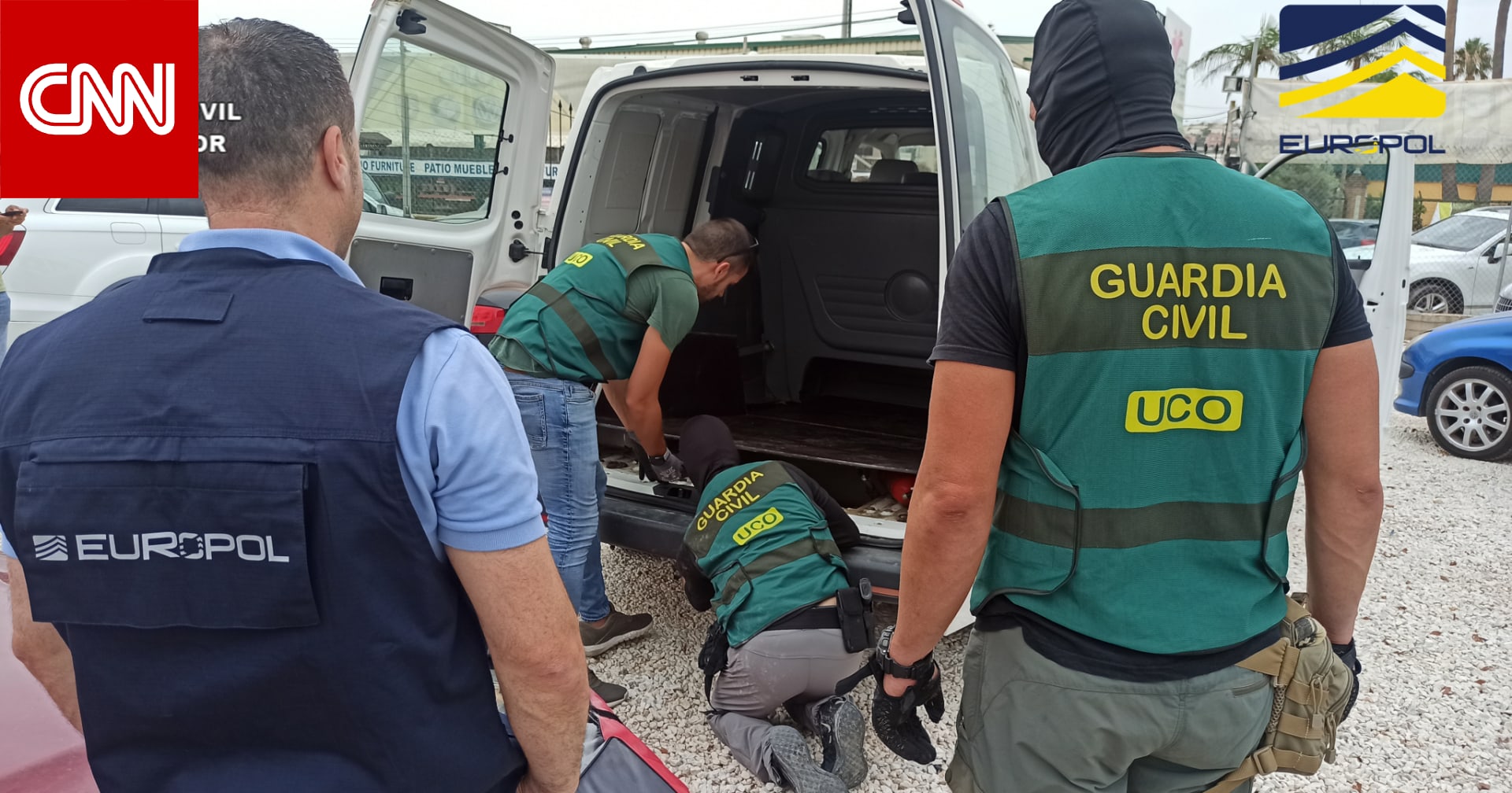 حقيقة الصورة المنسوبة للحظة "اعتقال جنرال إسرائيلي" في هولندا