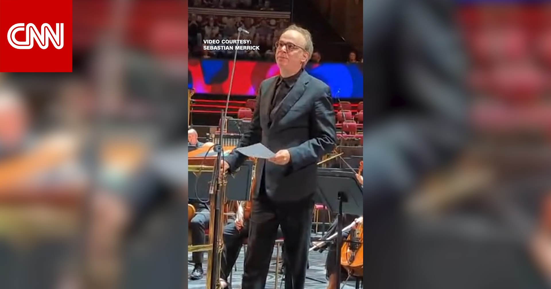 قائد أوركسترا إسرائيلي يفاجىء الجمهور بكلمة مؤثرًة عن غزة.. شاهد ما قاله