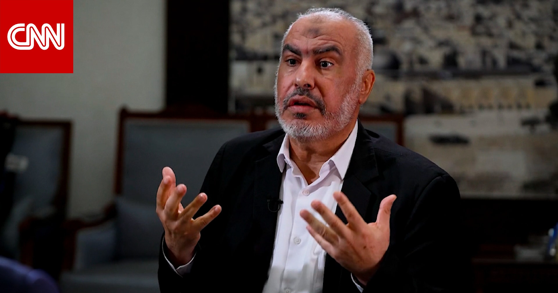 مذيع CNN لقيادي في حماس: هل أنتم مستعدون لنزع سلاحكم؟ شاهد كيف رد