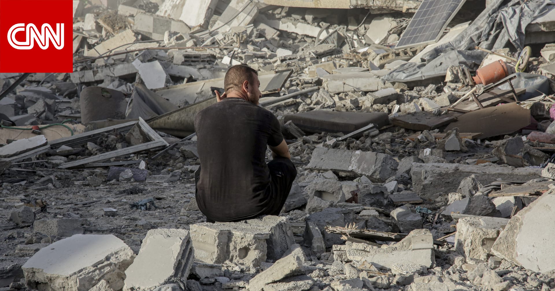 "مبادرة سلام أم استسلام؟".. علاء مبارك يشعل تفاعلا بانتقاده موافقة حماس على خطة ترامب بشأن غزة