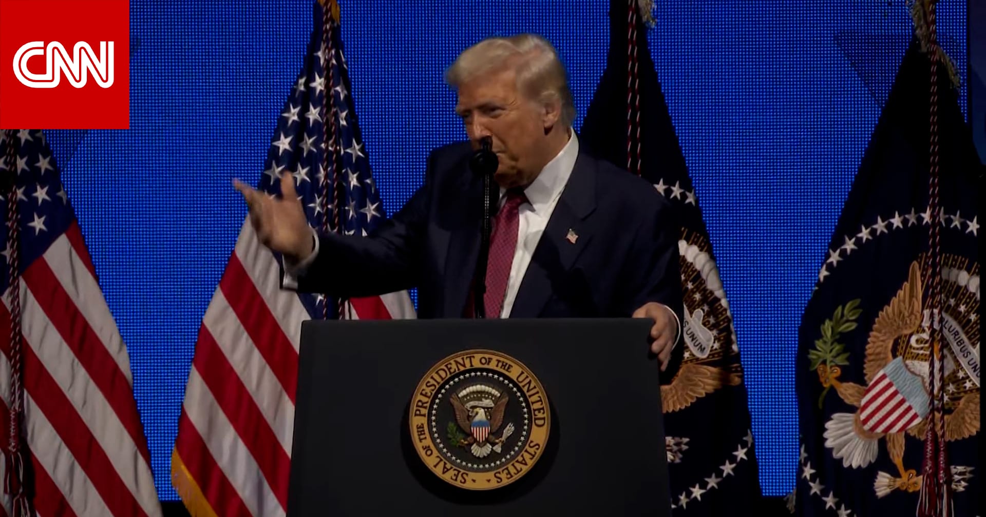 "قف يا جاريد".. شاهد ما قاله ترامب لزوج ابنته ووصفه بـ"أبو الاتفاقيات الإبراهيمية"