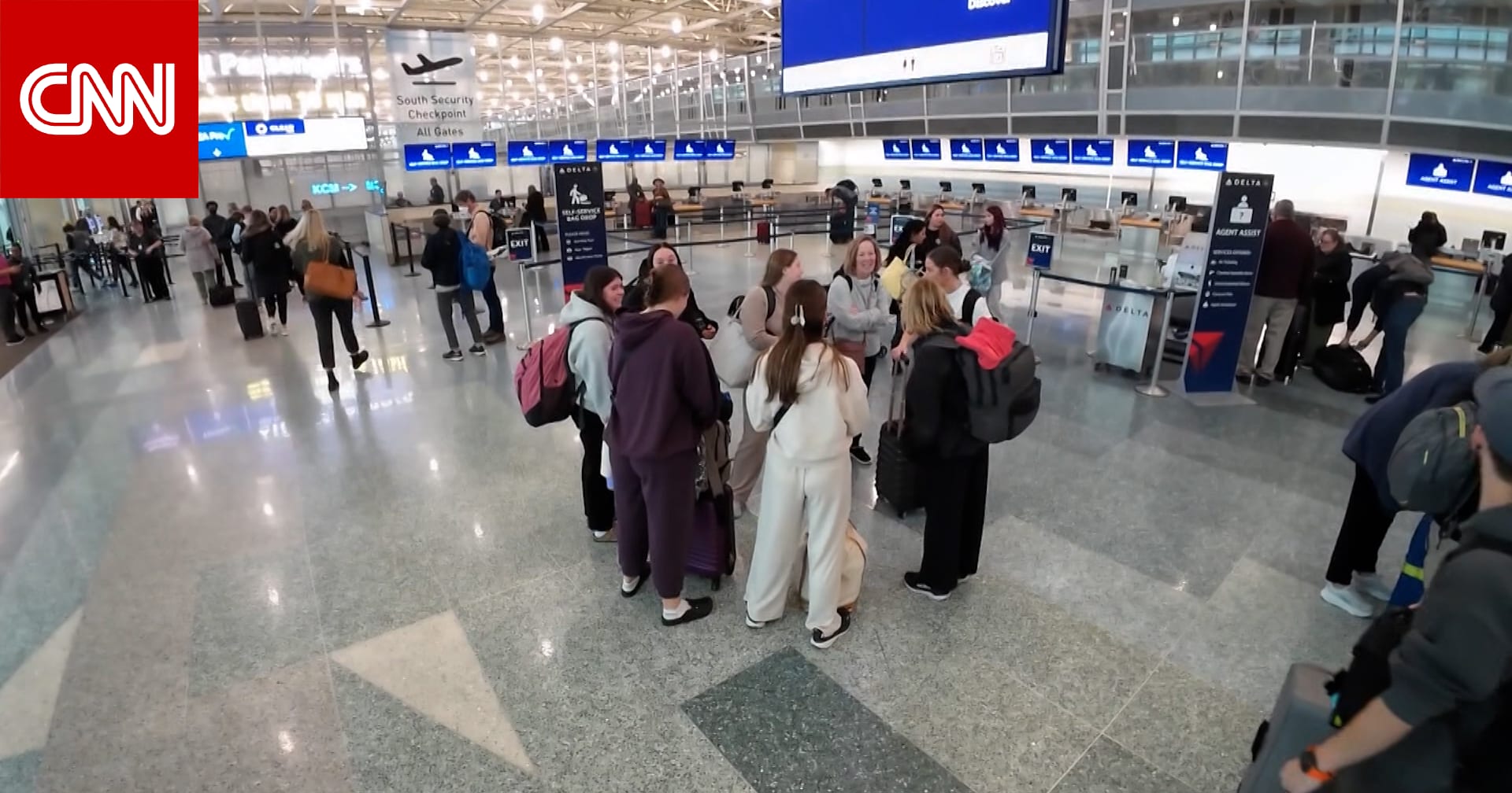 أزمة طيران غير مسبوقة في أمريكا بسبب الإغلاق الحكومي.. فوضى في المطارات وقلق من استقالات جماعية