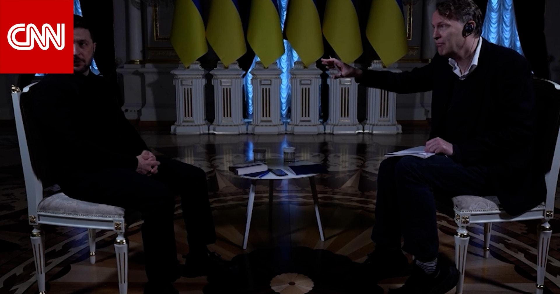 شاهد.. انقطاع التيار الكهربائي أثناء مقابلة لزيلينسكي