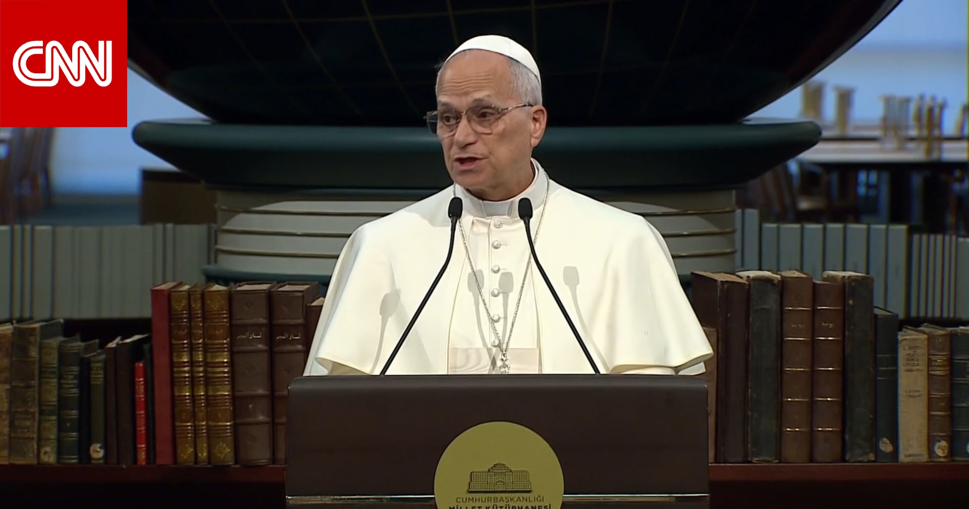 البابا لاوُن في تركيا محذرا من "حرب عالمية ثالثة": مستقبل البشرية على المحك