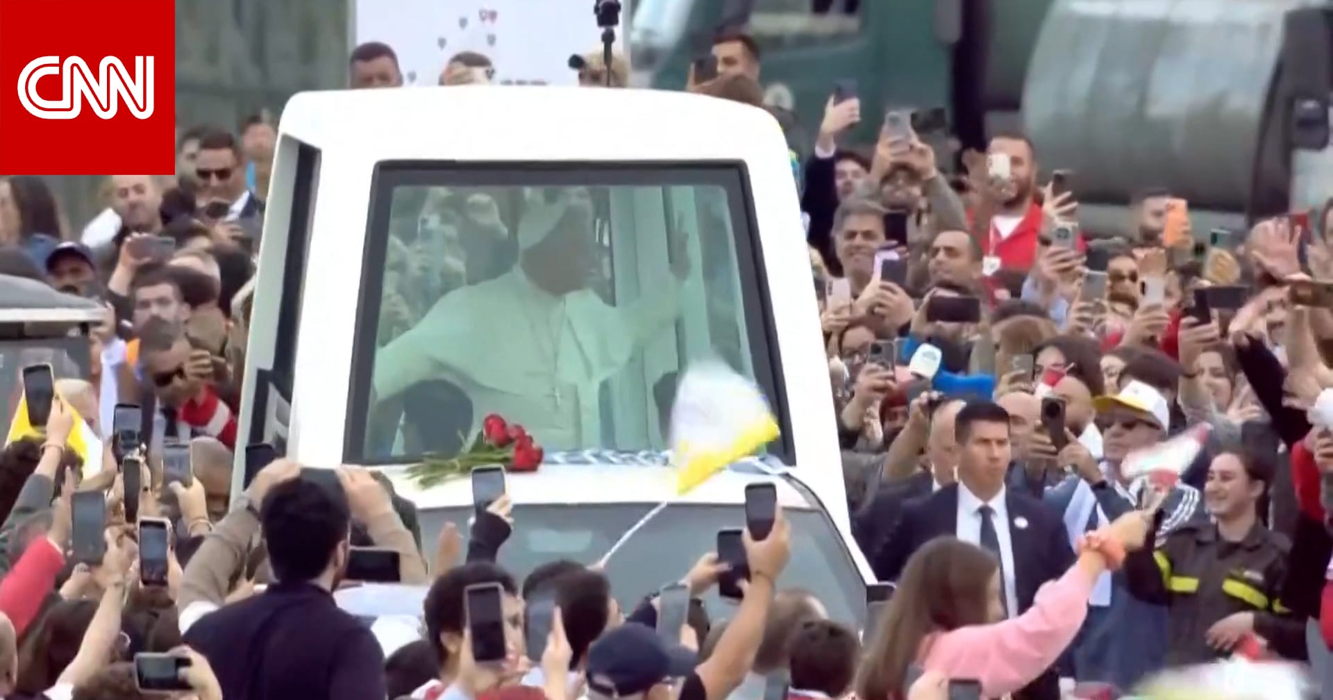 البابا لاون ينهي زيارة تاريخية الى لبنان.. شاهد ما رصده مراسل CNN