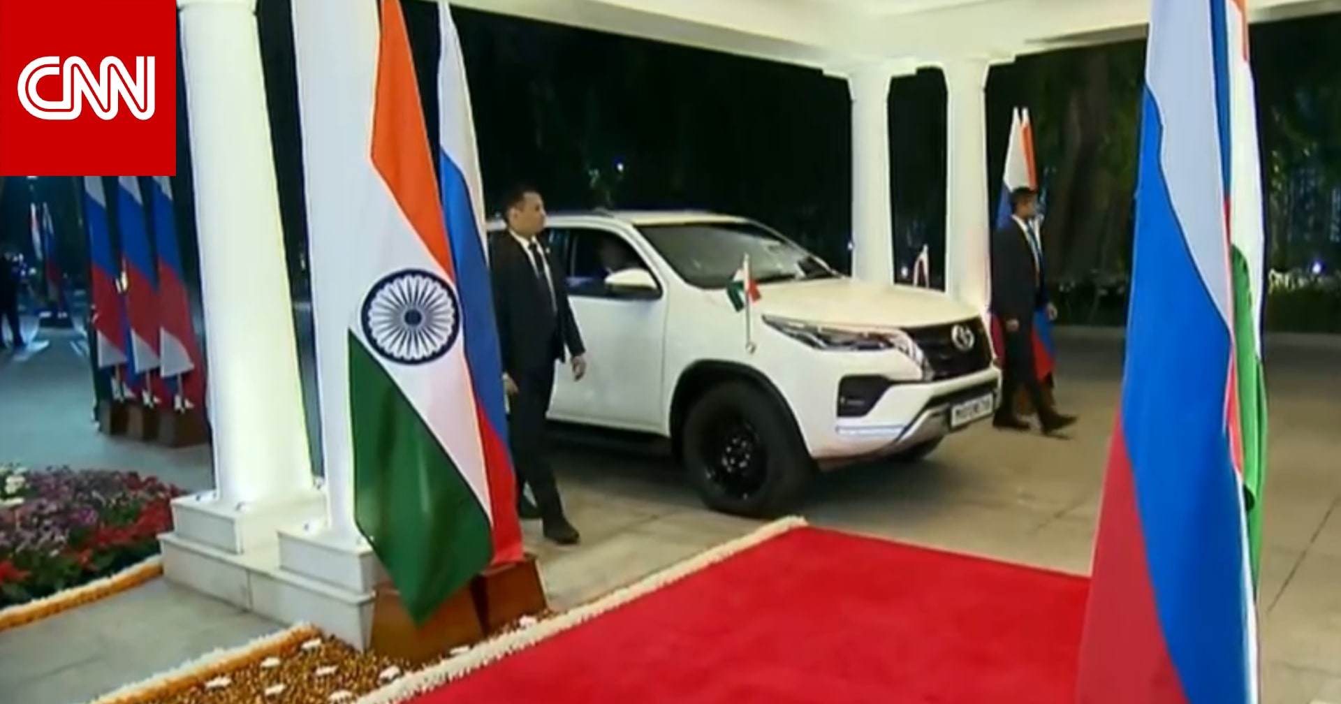 كصديقين قديمين.. بوتين ومودي يجتمعان في سيارة دفع رباعي مصفحة بالهند