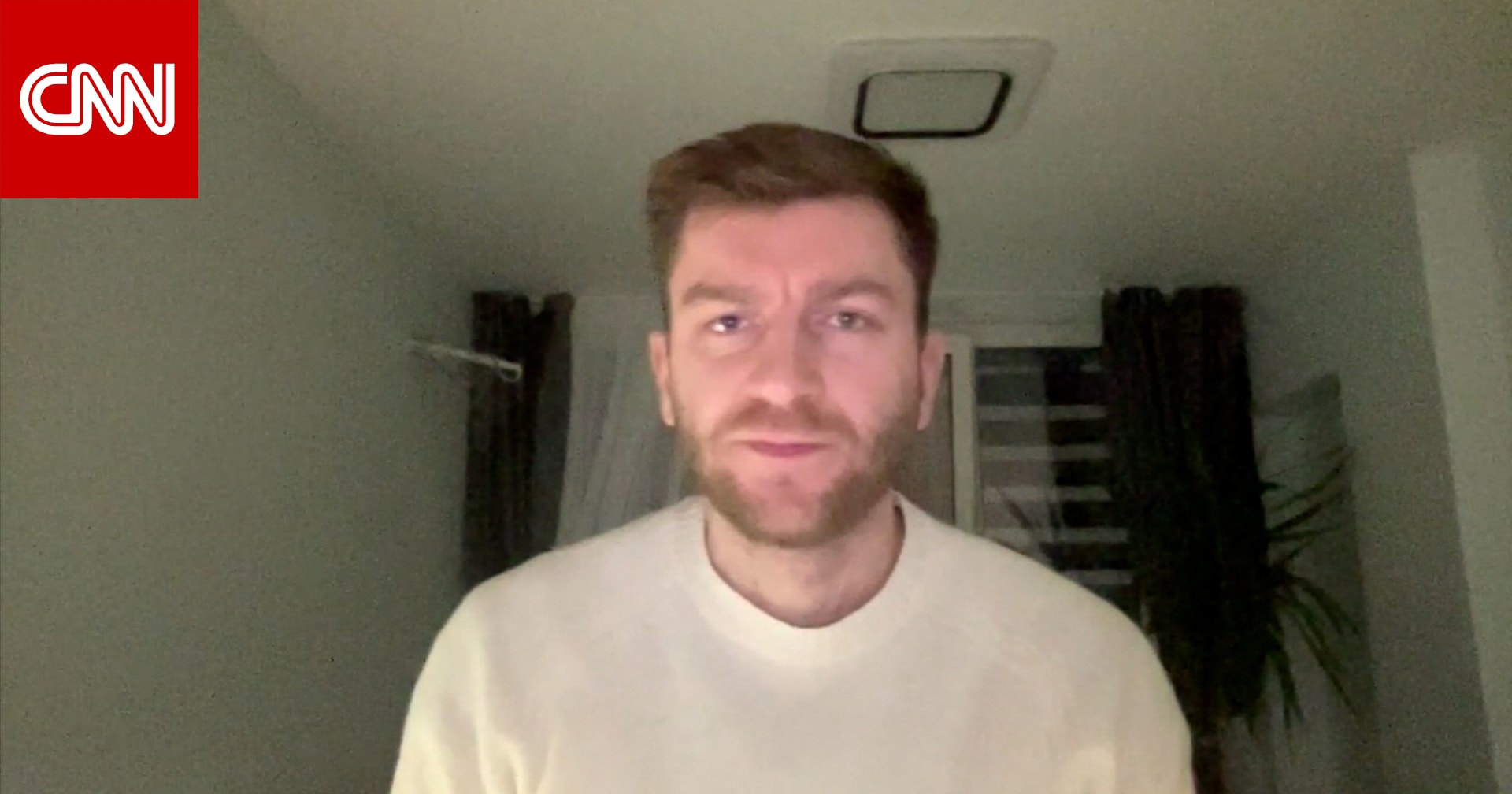 قبيل لقاء ترامب وزيلينسكي.. روسيا تشن موجة من الهجمات على كييف وصحفي أوكراني يصف المشهد