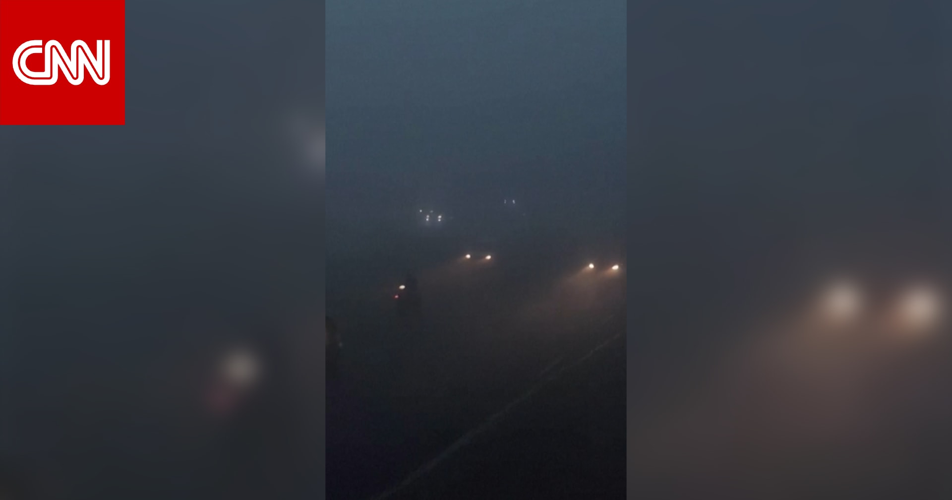 ضباب دخاني كثيف و"خطير" يغطي العاصمة الهندية نيودلهي ويعرقل الحركة فيها