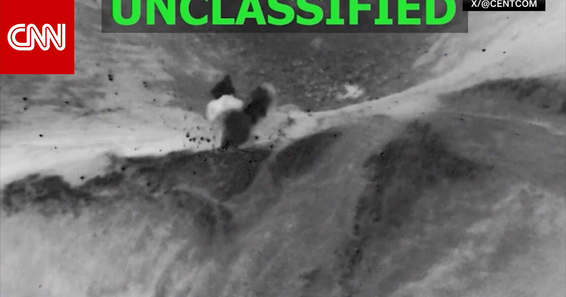 واشنطن "تنتقم".. لقطات ترصد هجوم أمريكا الجوي "مستهدفة داعش" بسوريا