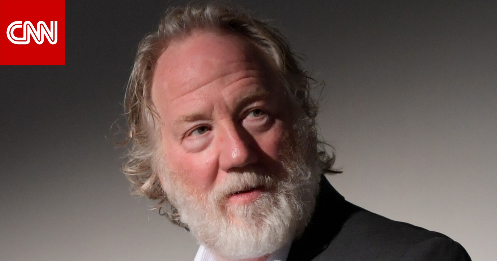 متهم بالاعتداء الجنسي على الأطفال... المخرج تيموثي بوسفيلد يسلم نفسه لسلطات نيو مكسيكو