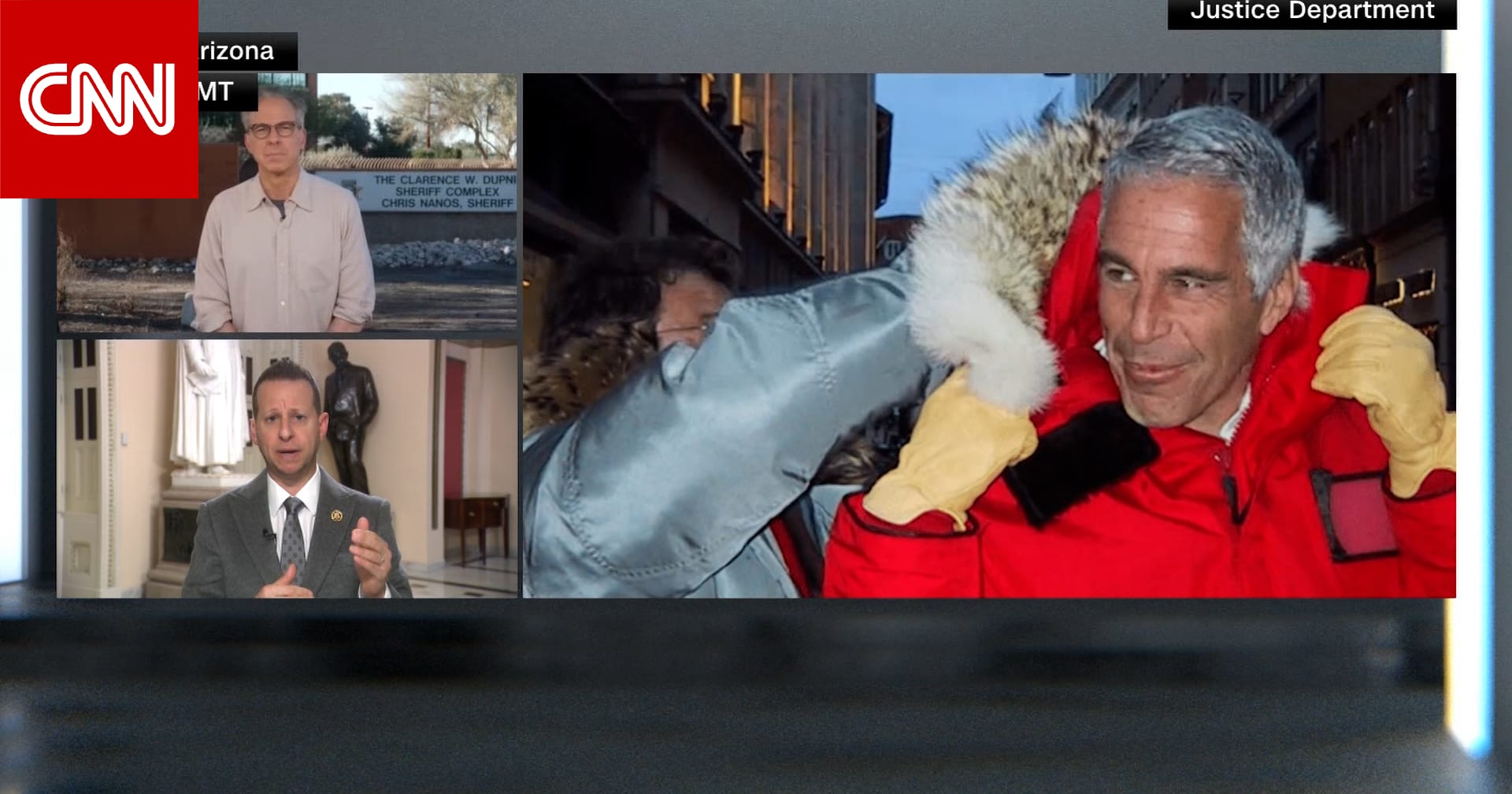 تفاصيل صادمة.. عضو بالكونغرس يكشف ما رآه في ملفات إبستين غير المنقحة