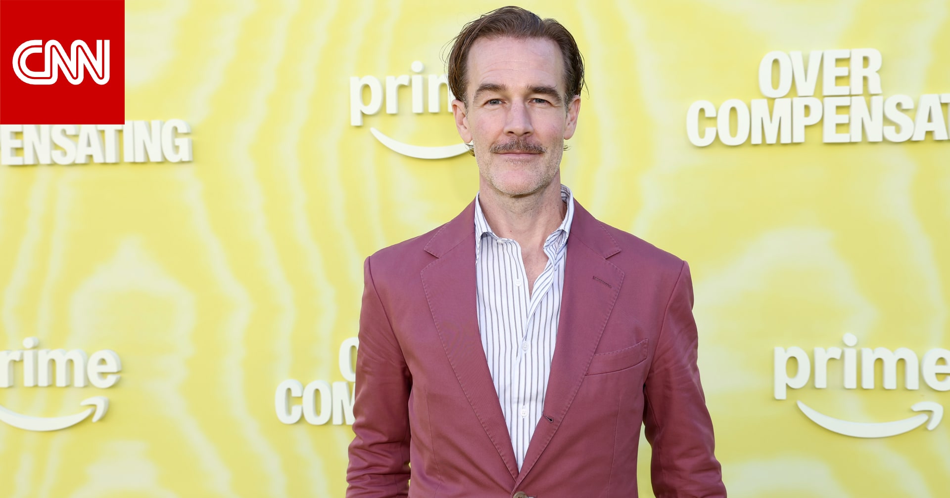 وفاة الممثل جيمس فان دير بيك نجم مسلسل " Dawson’s Creek" بعد صراع مع مرض السرطان