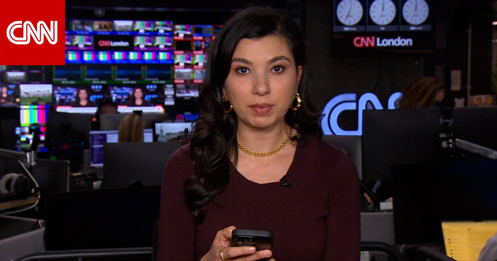 مراسلة CNN تقرأ بيانًا من الملك تشارلز الثالث عقب اعتقال شقيقه الأصغر أندرو