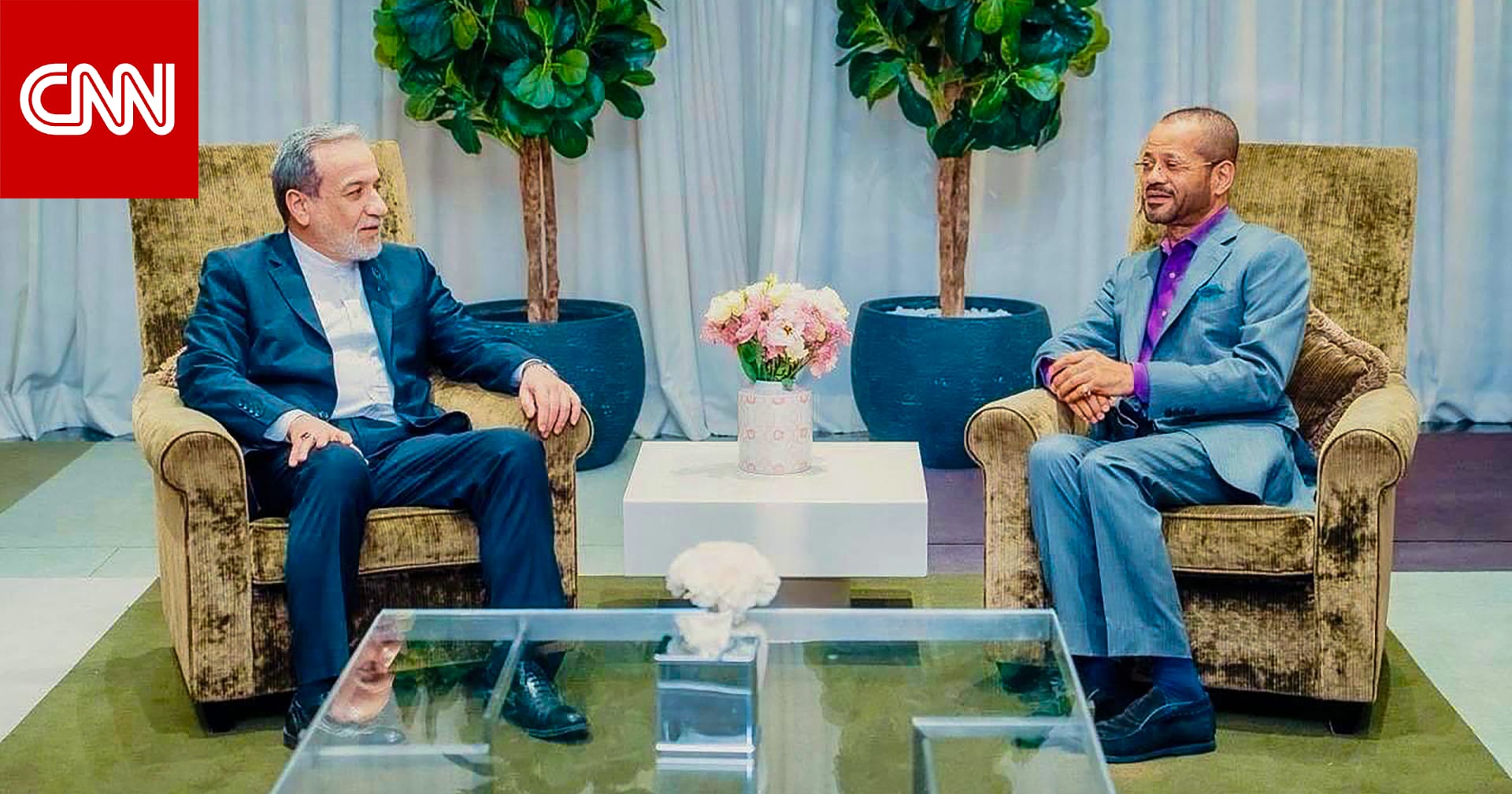 وزير الخارجية العماني يكشف عن "مفاجأة" بشأن مفاوضات أمريكا وإيران