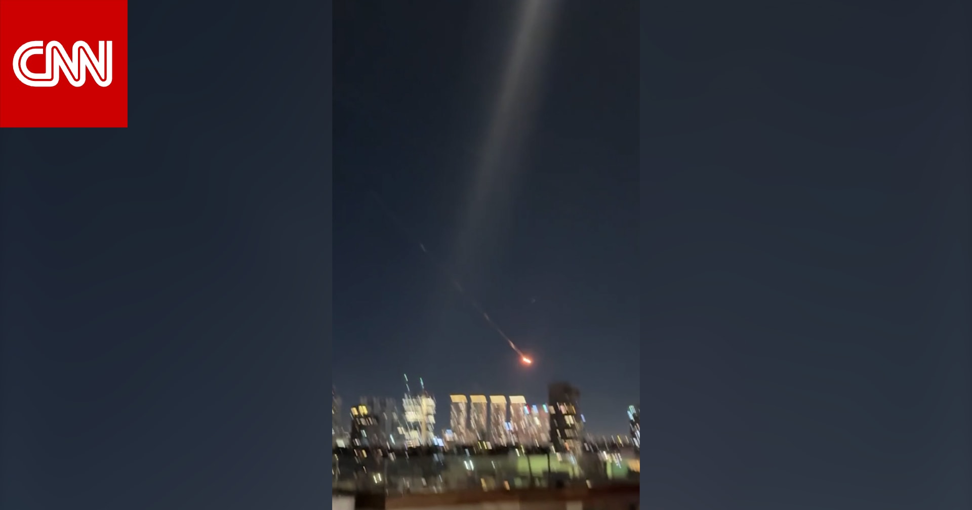 كاميرا CNN ترصد صاروخا يضرب تل أبيب