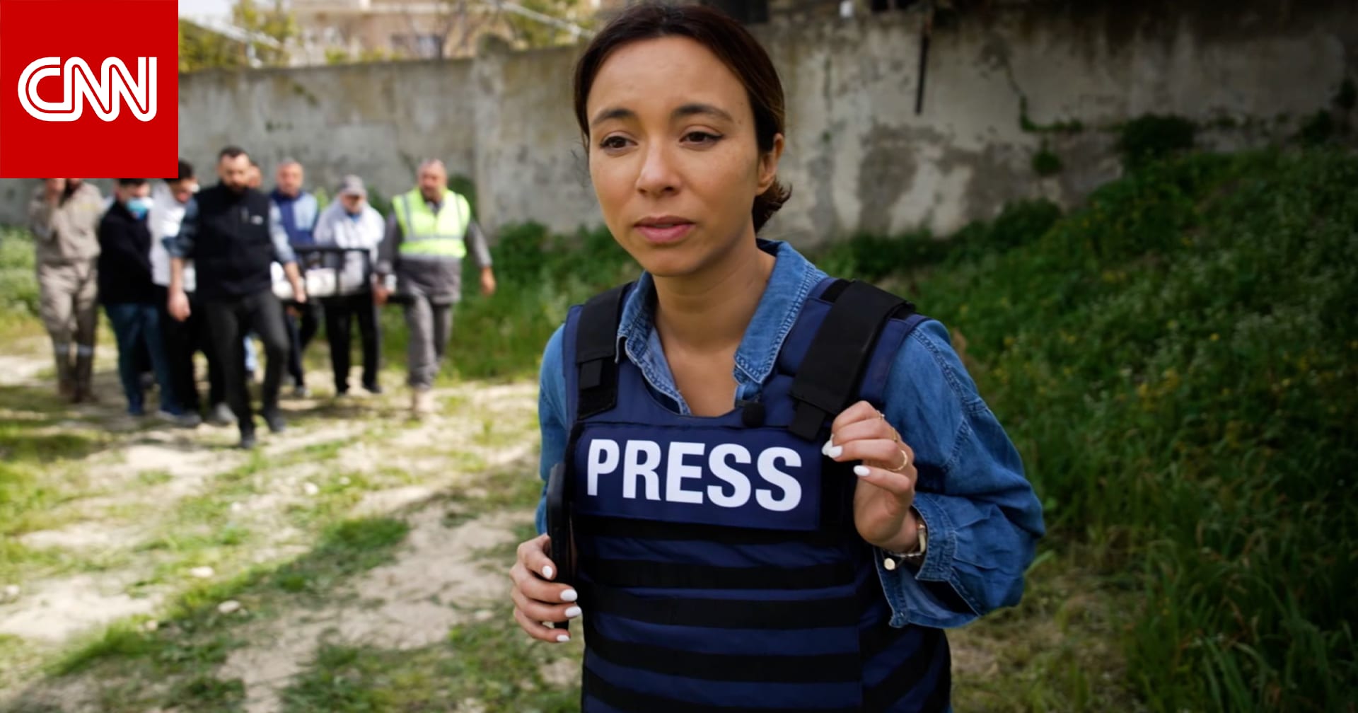 كاميرا CNN بموقع ضربةٍ مميتة في جنوب لبنان.. حيث علق الأطفال وسط تبادل إطلاق النار