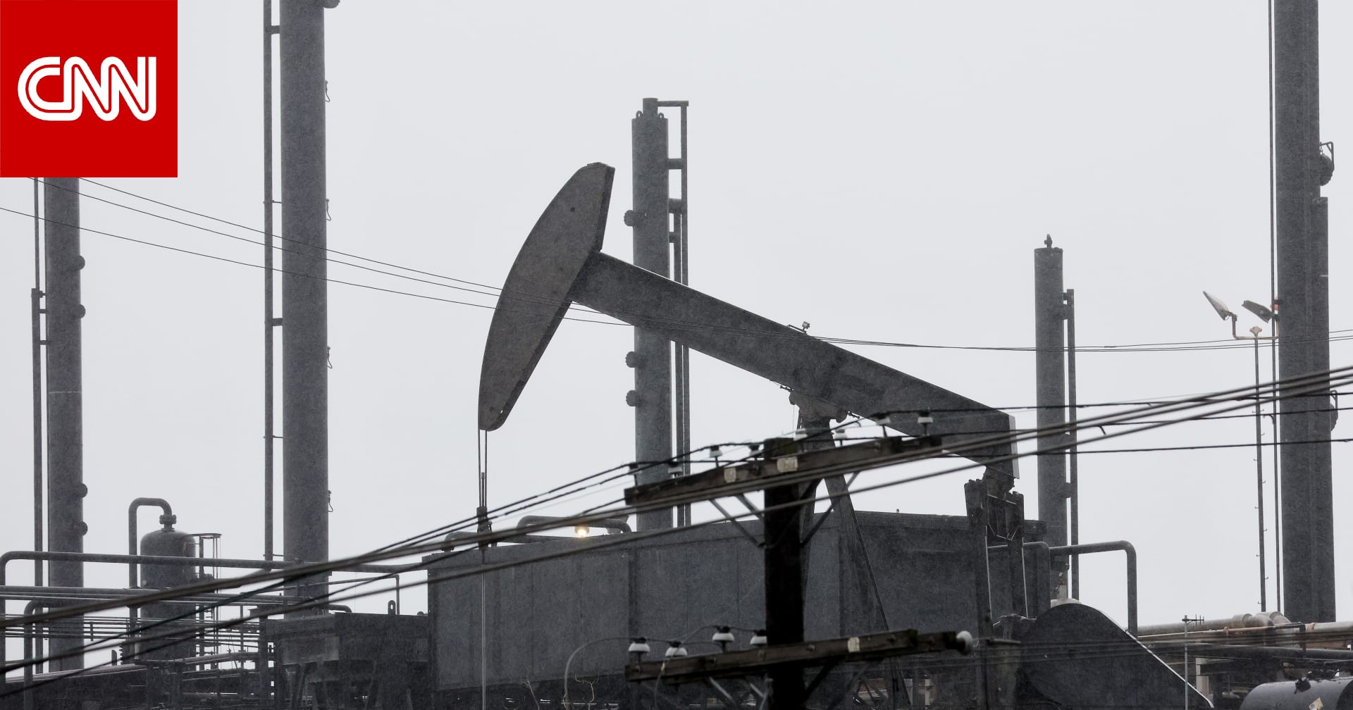 تقلبات أسعار النفط عبر عقدين.. كيف تعكس الأزمات العالمية مسار خام برنت؟