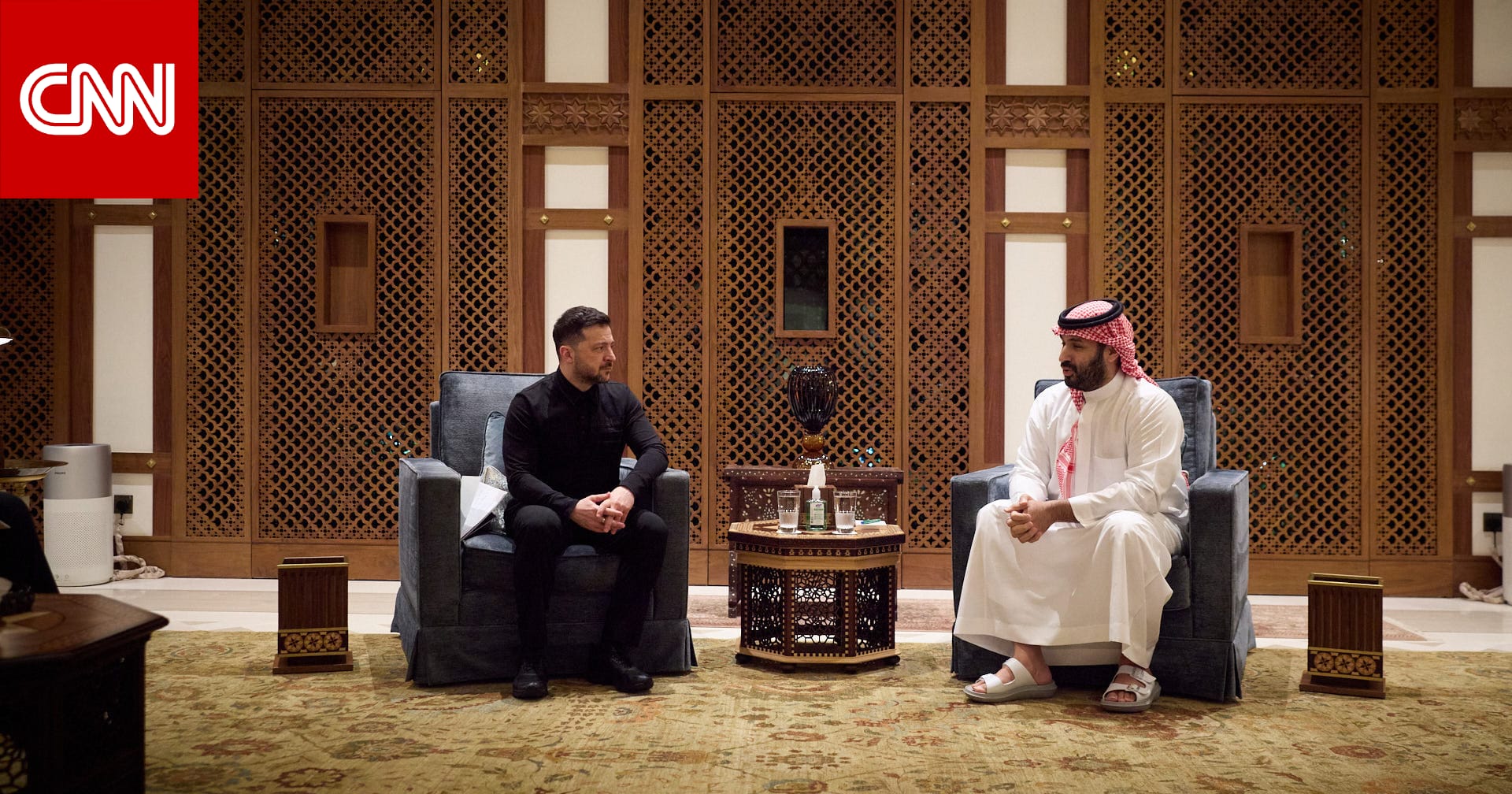 زيلنسكي بعد لقاء محمد بن سلمان: وقعنا وثيقة تعاون عسكري.. ونتصدى لنفس النوع من "الهجمات الإرهابية"