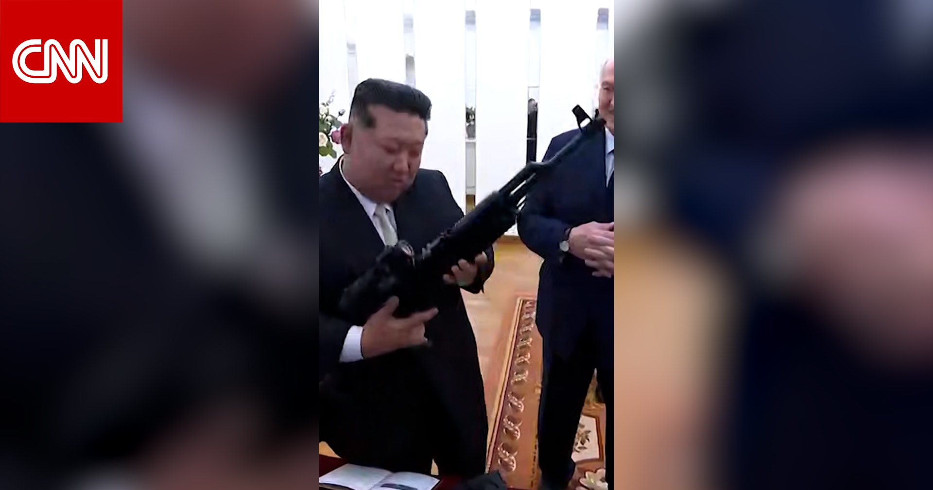 بندقية وسيف ذهبي.. زعيما كوريا الشمالية وبيلاروسيا يتبادلان الهدايا في بيونغ يانغ