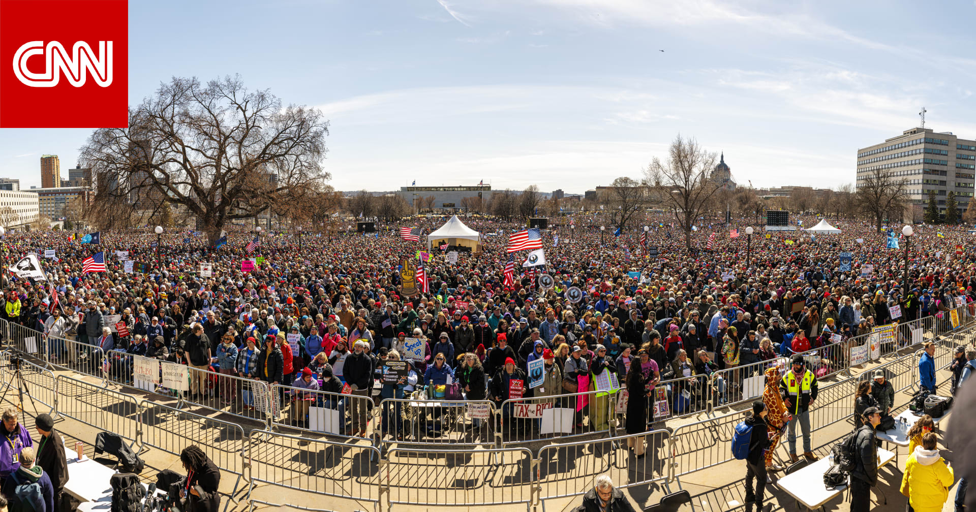 3 آلاف مظاهرة.. حشود غفيرة تشارك في احتجاجات "لا ملوك" ضد إدارة ترامب