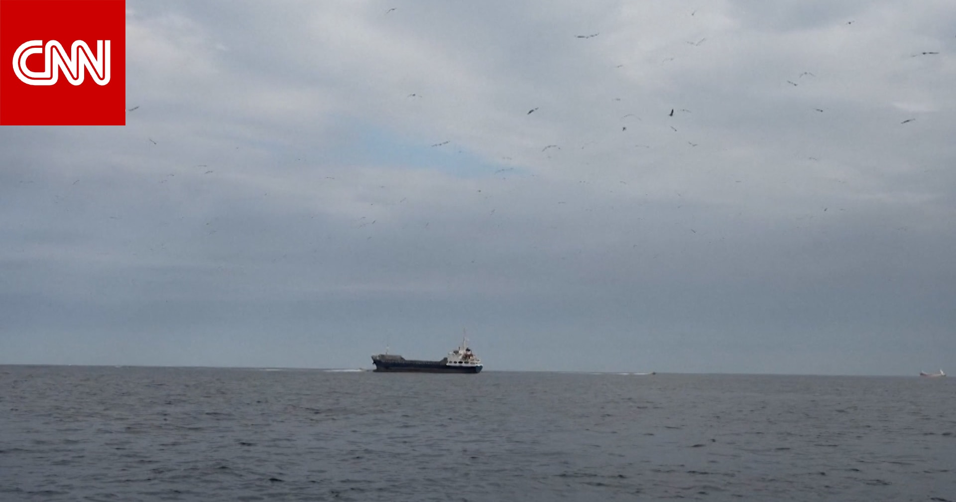 لماذا يحاول ترامب فرض حصار على مضيق هرمز بعدما طالب إيران بفتحه؟