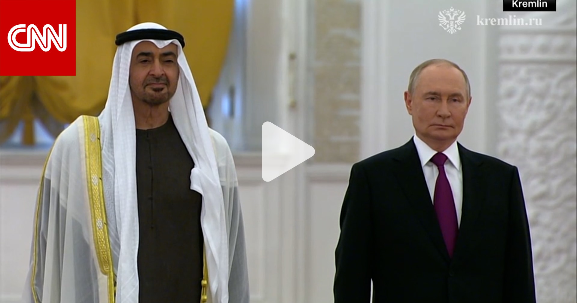 ترحيب حافل بمحمد بن زايد في موسكو.. ماذا قال بوتين أمام رئيس الإمارات عن لقاء ترامب المحتمل؟ 