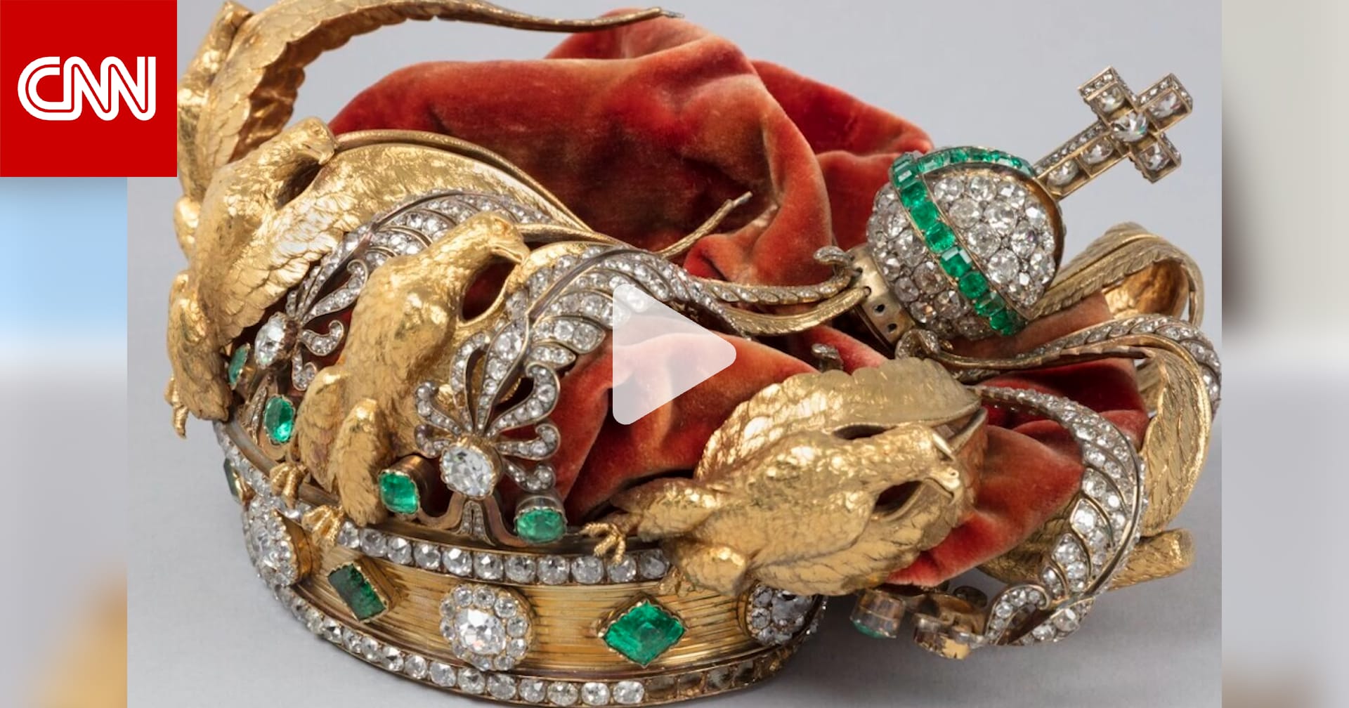 سقط منهم أثناء الفرار.. ترميم تاج الإمبراطورة أوجيني الناجي من سرقة متحف اللوفر 