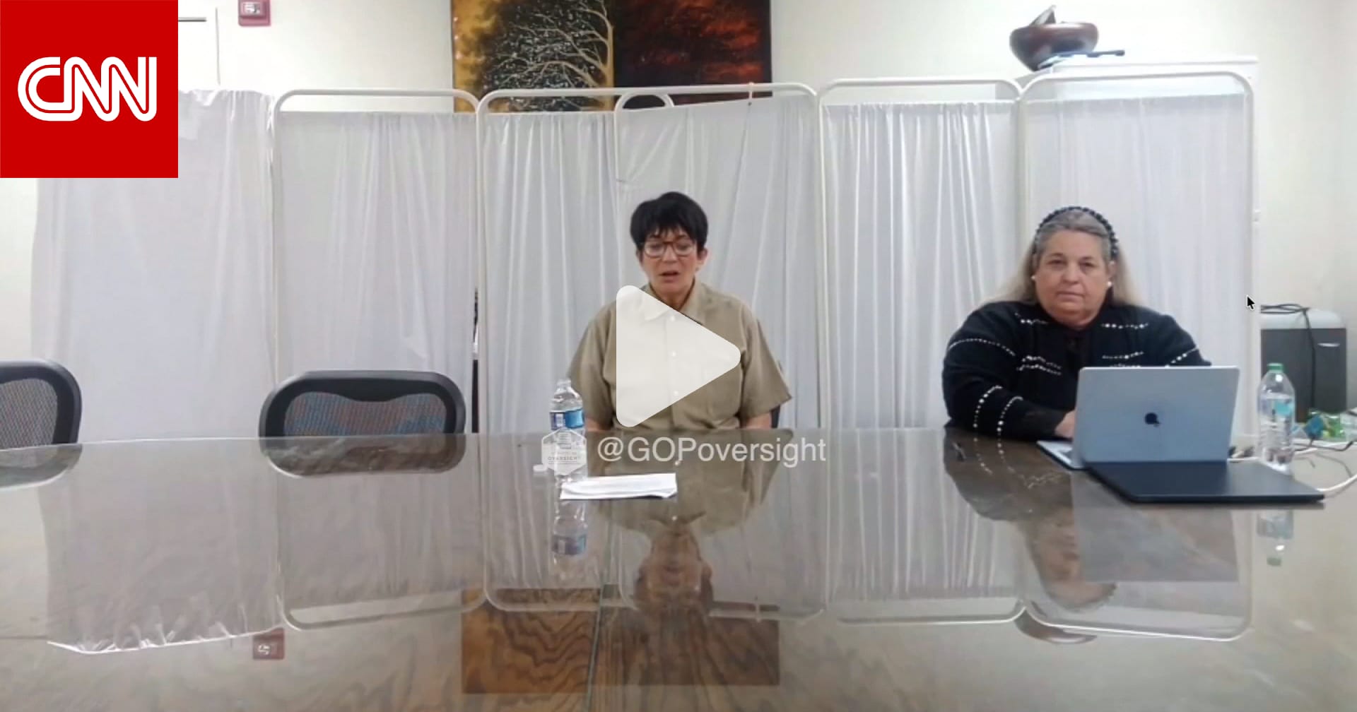 "أتمسك بحقي في الصمت".. شريكة إبستين غيسلين ماكسويل ترفض الإدلاء بشهادتها خلال إفادتها 