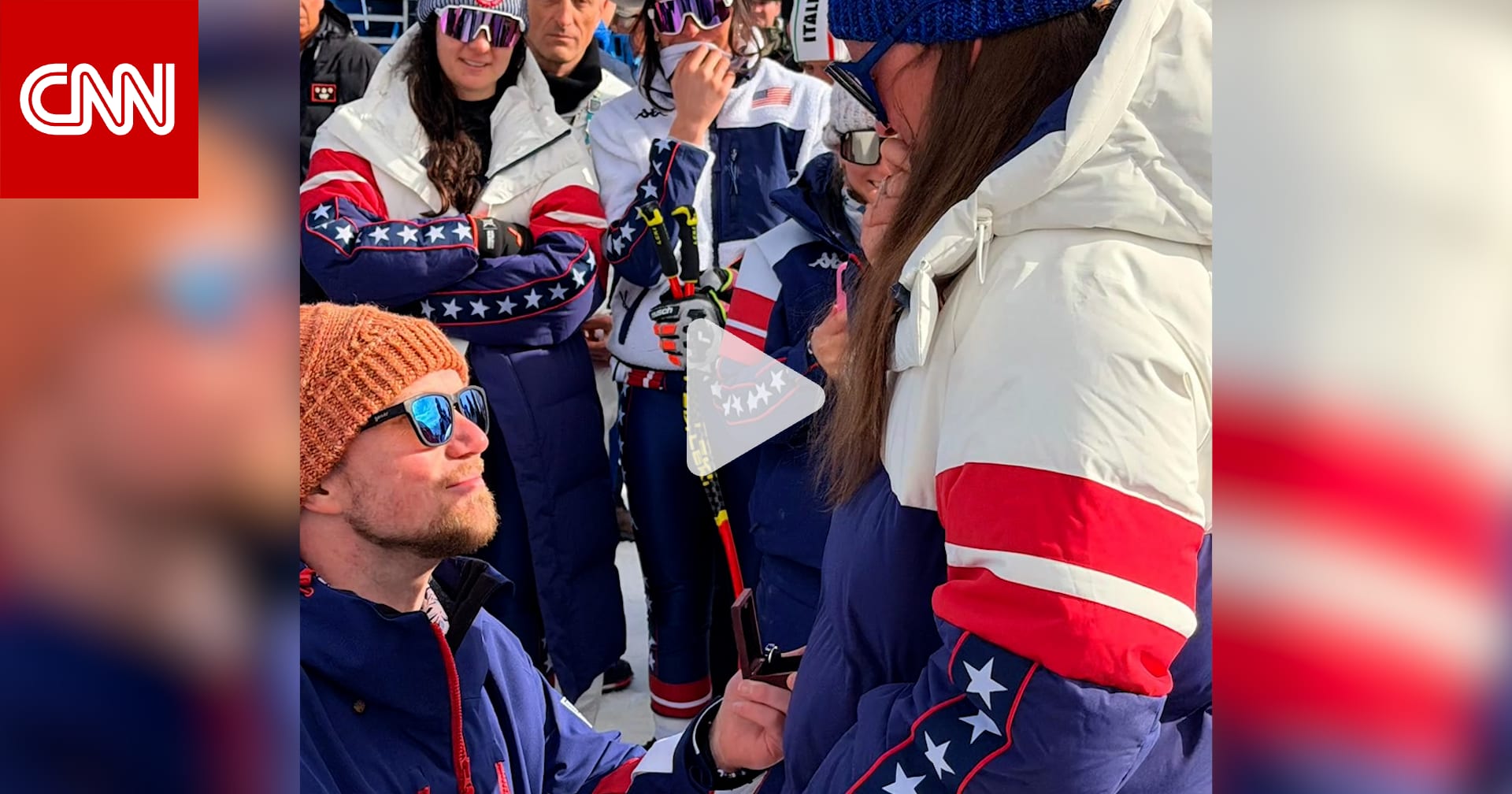 بعد فوزها بالميدالية الذهبية.. صديق متزلجة يطلبها للخطوبة عند خط نهاية السباق 