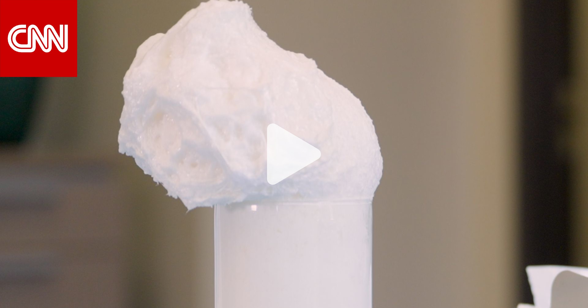 حصري لـCNN: مادة رغوية ثورية توقف النزيف الداخلي المميت للإنسان 