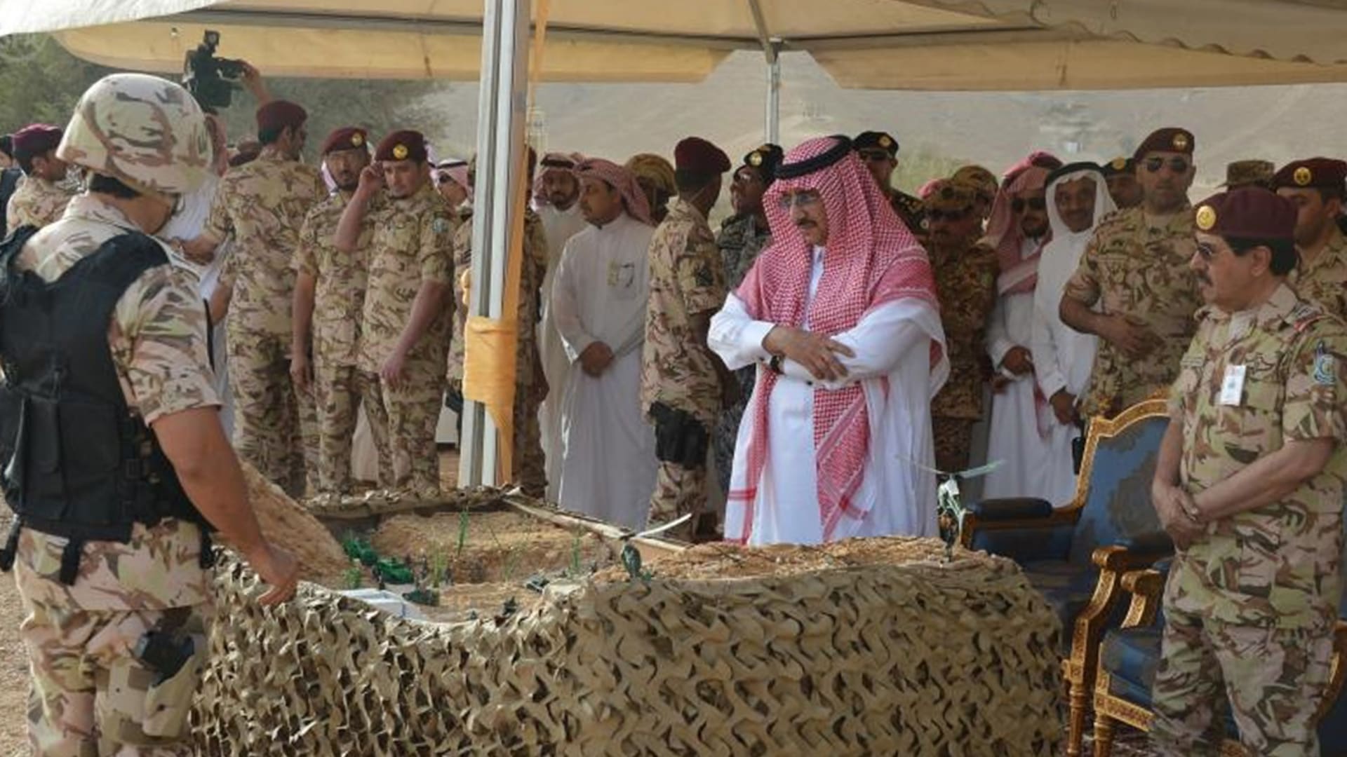 بالصور قوات الصاعقة السعودية تقتحم الكهوف وتتسلق الجبال وتفجر التحصينات Cnn Arabic