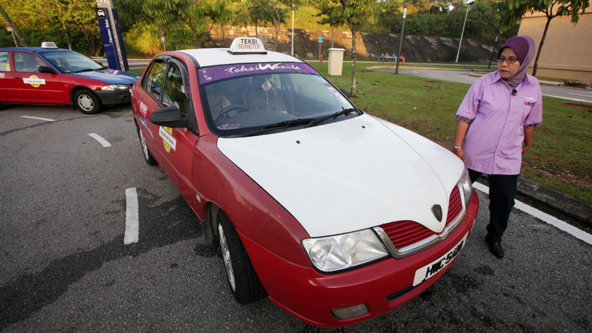 بينك تاكسي لحماية النساء في القاهرة من التحرش الجنسي Cnn Arabic