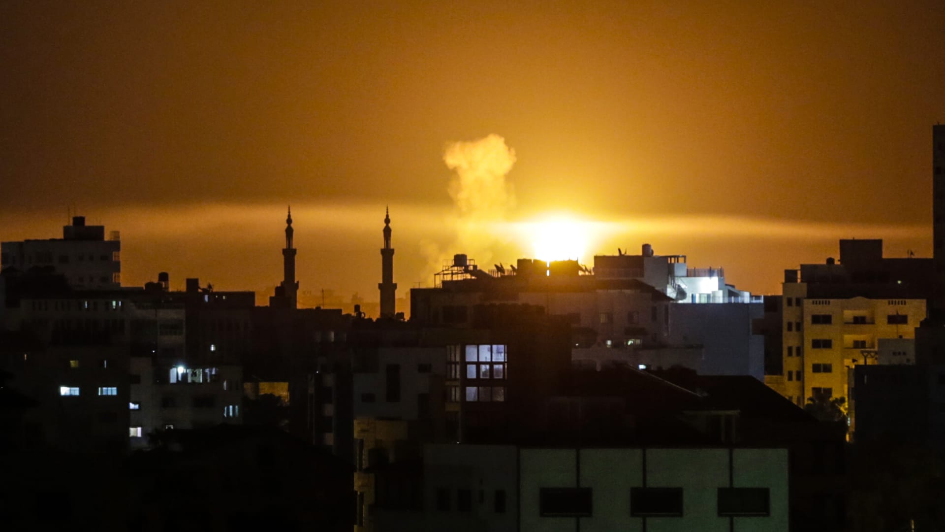 شاهد.. القبة الحديدية تعترض صواريخ أُطلقت من غزة
